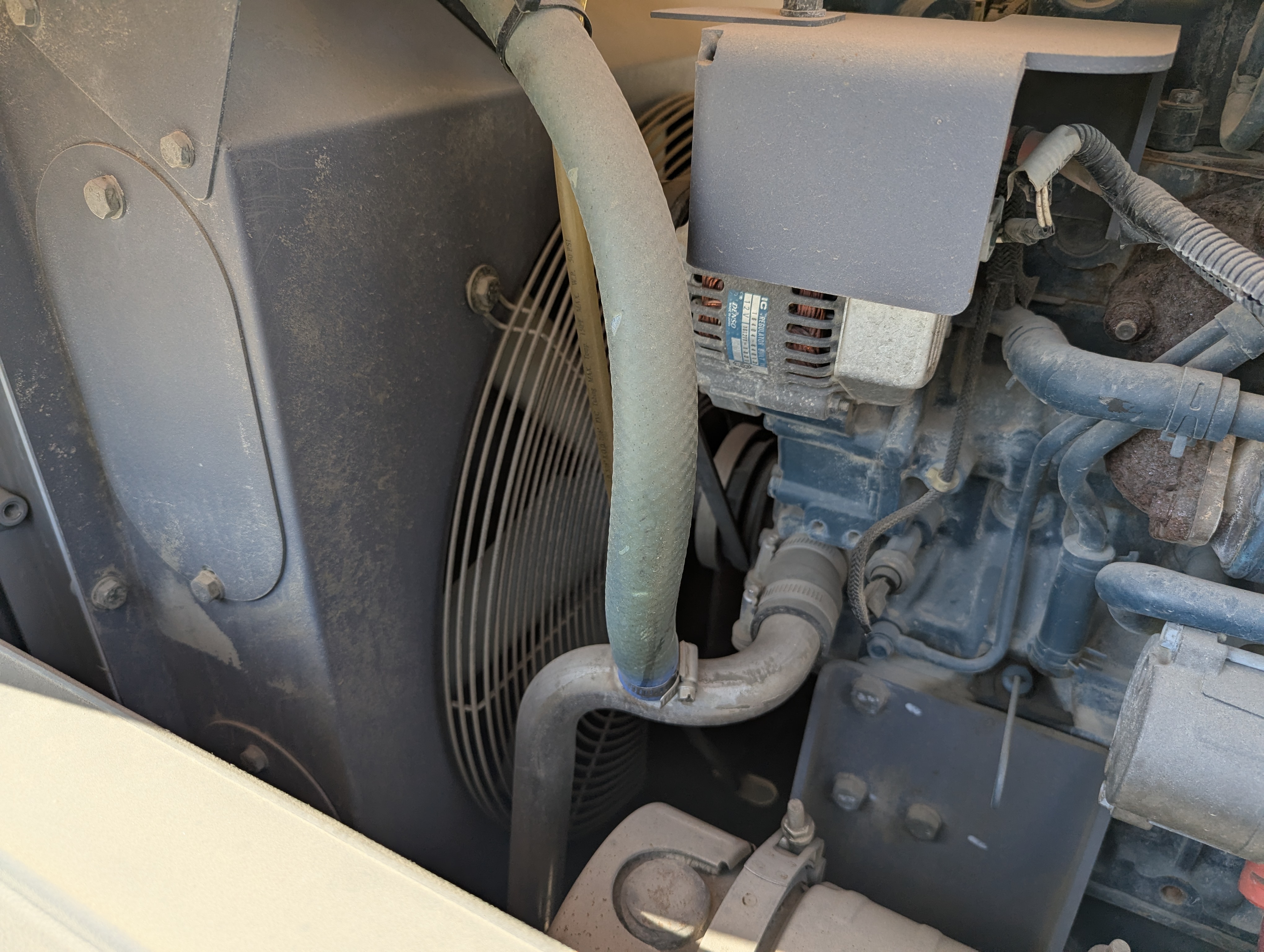 ACA-015-Atlas-Copco-XAS-185-T4F-Air-compressors-inspection-Engine-Hoses-1