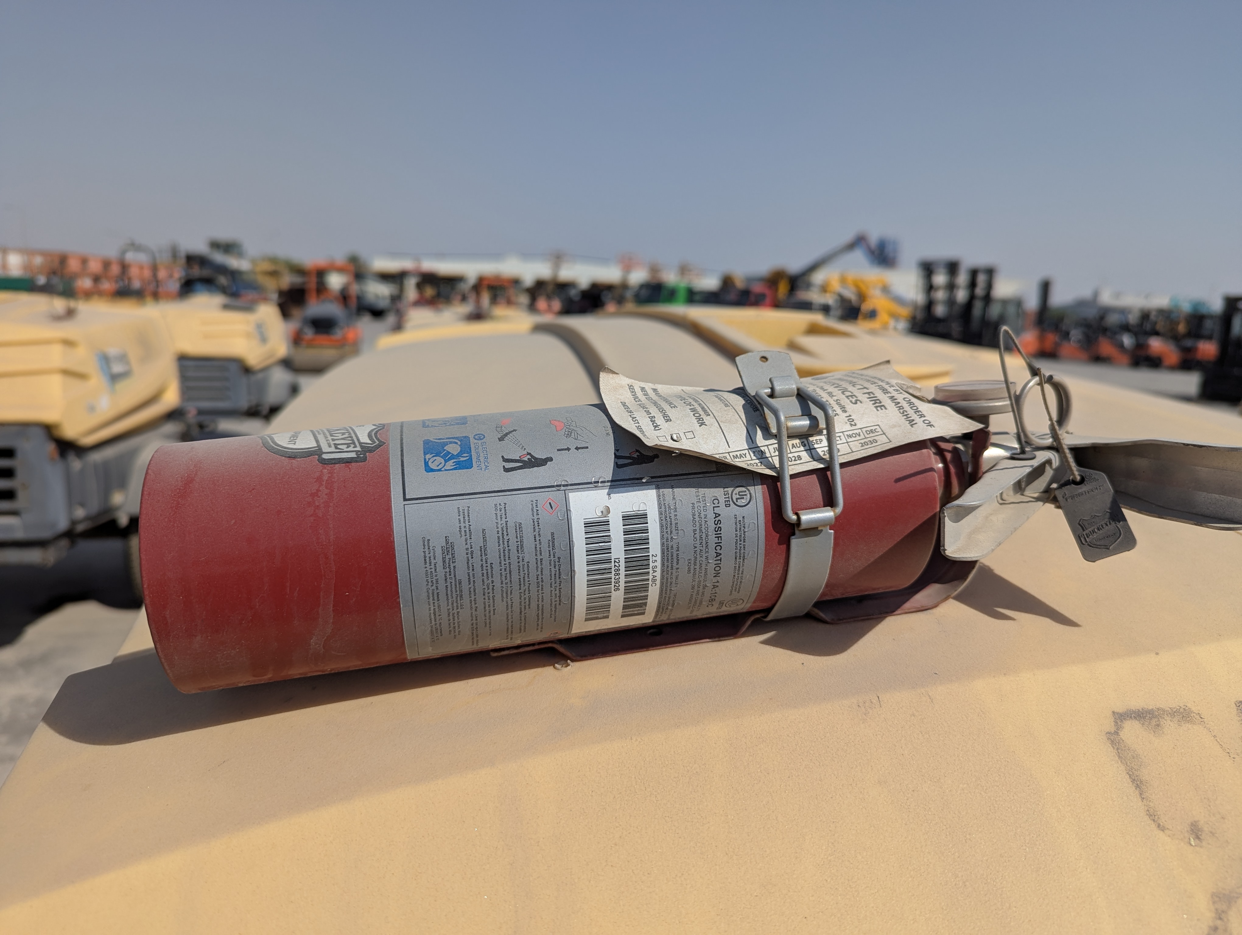 ACA-015-Atlas-Copco-XAS-185-T4F-Air-compressors-inspection-Safety-Fire-extinguisher-1