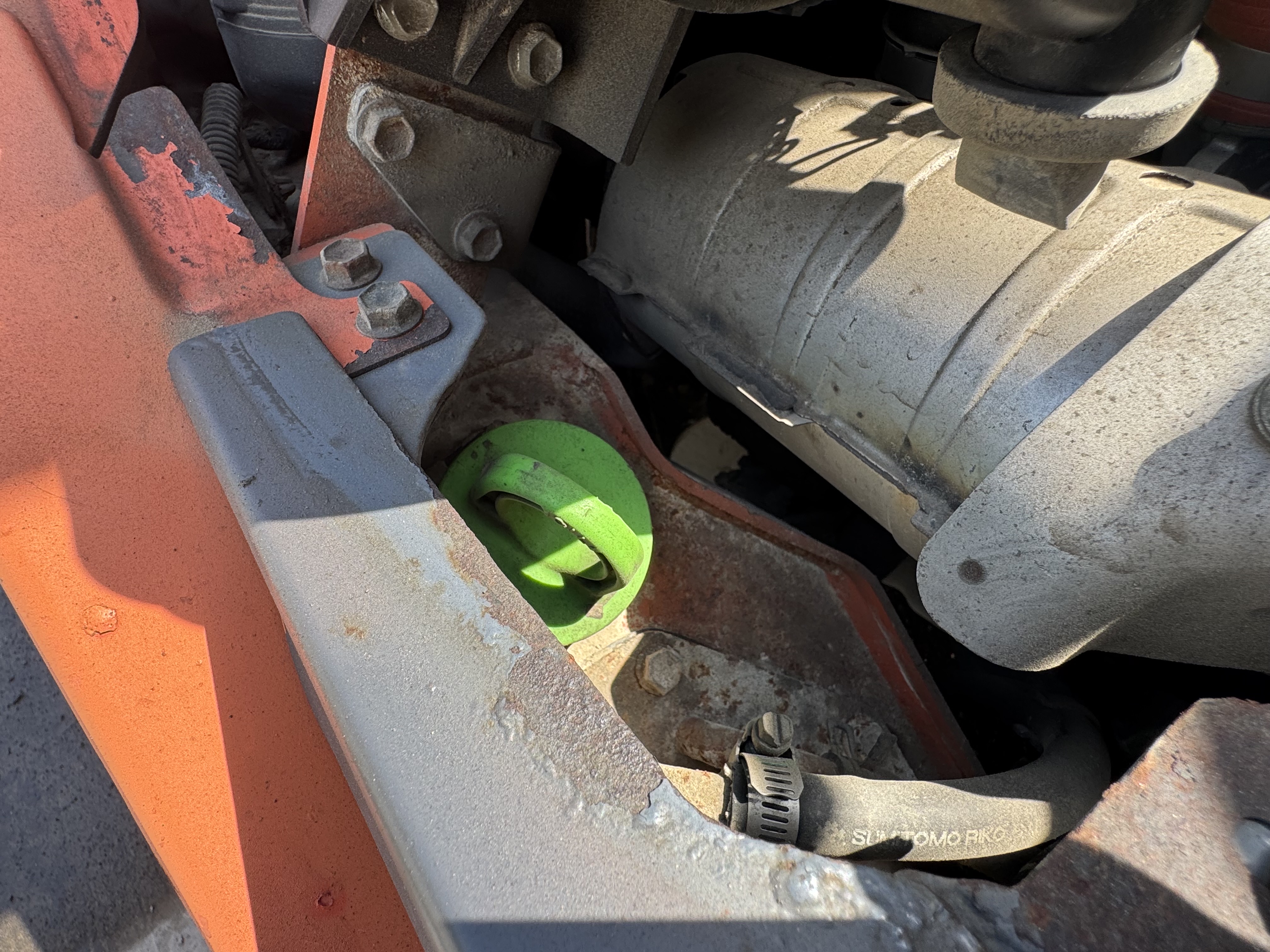FLM-011-Toyota-8FDU30-Forklifts-inspection-Hydraulics-Hydraulic-Tank-1