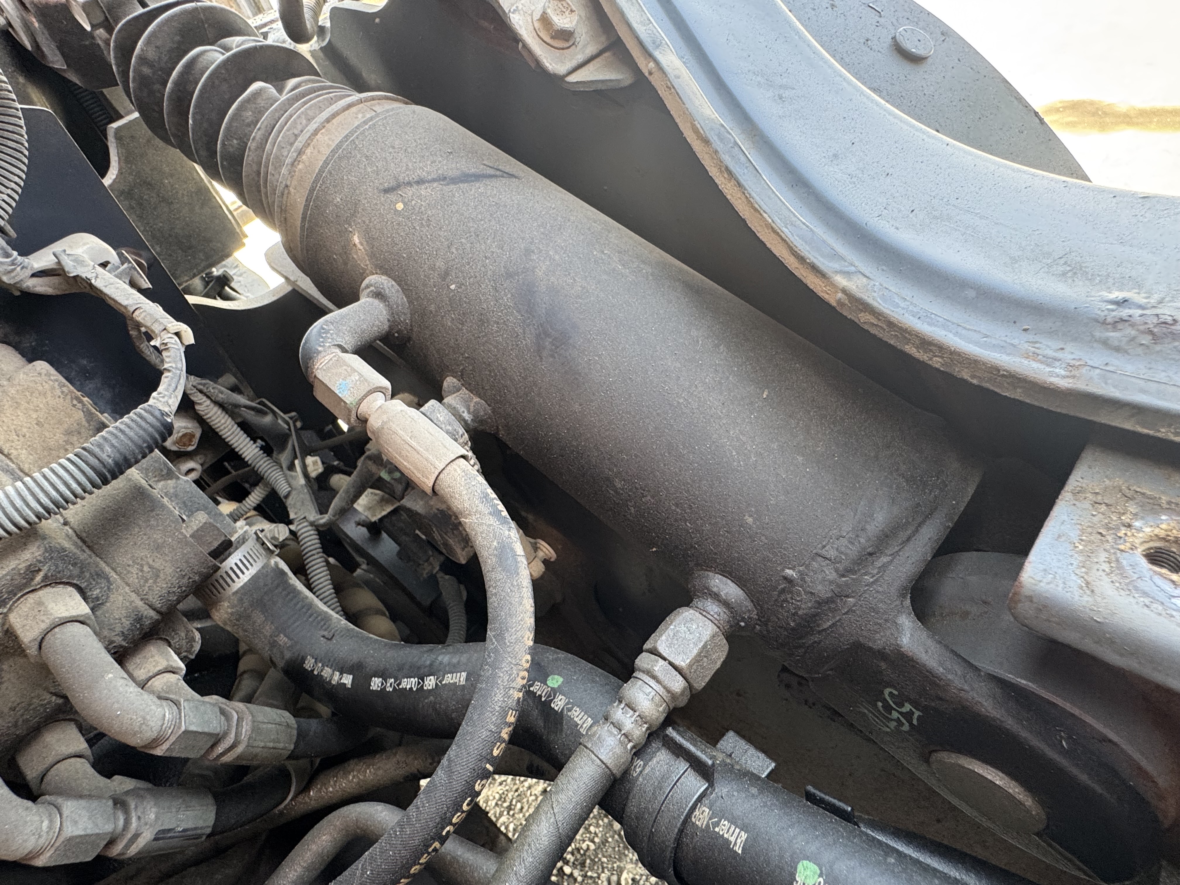 FLM-011-Toyota-8FDU30-Forklifts-inspection-Hydraulics-Tilt-cylinders-1