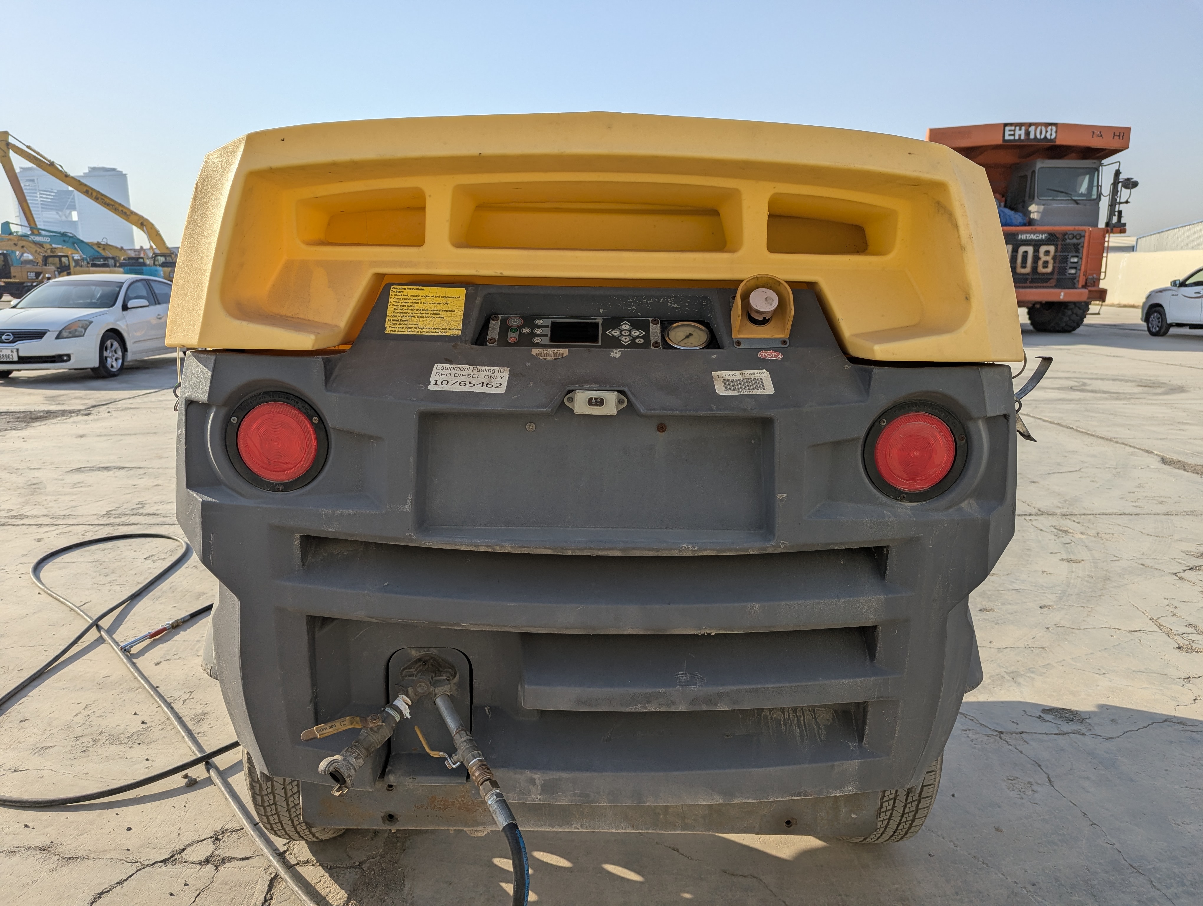 ACA-012-أطلس-كوبكو-XAS-185-T4F-كومبريسرات-هواء-فحص-الهيكل-الصبغ-1