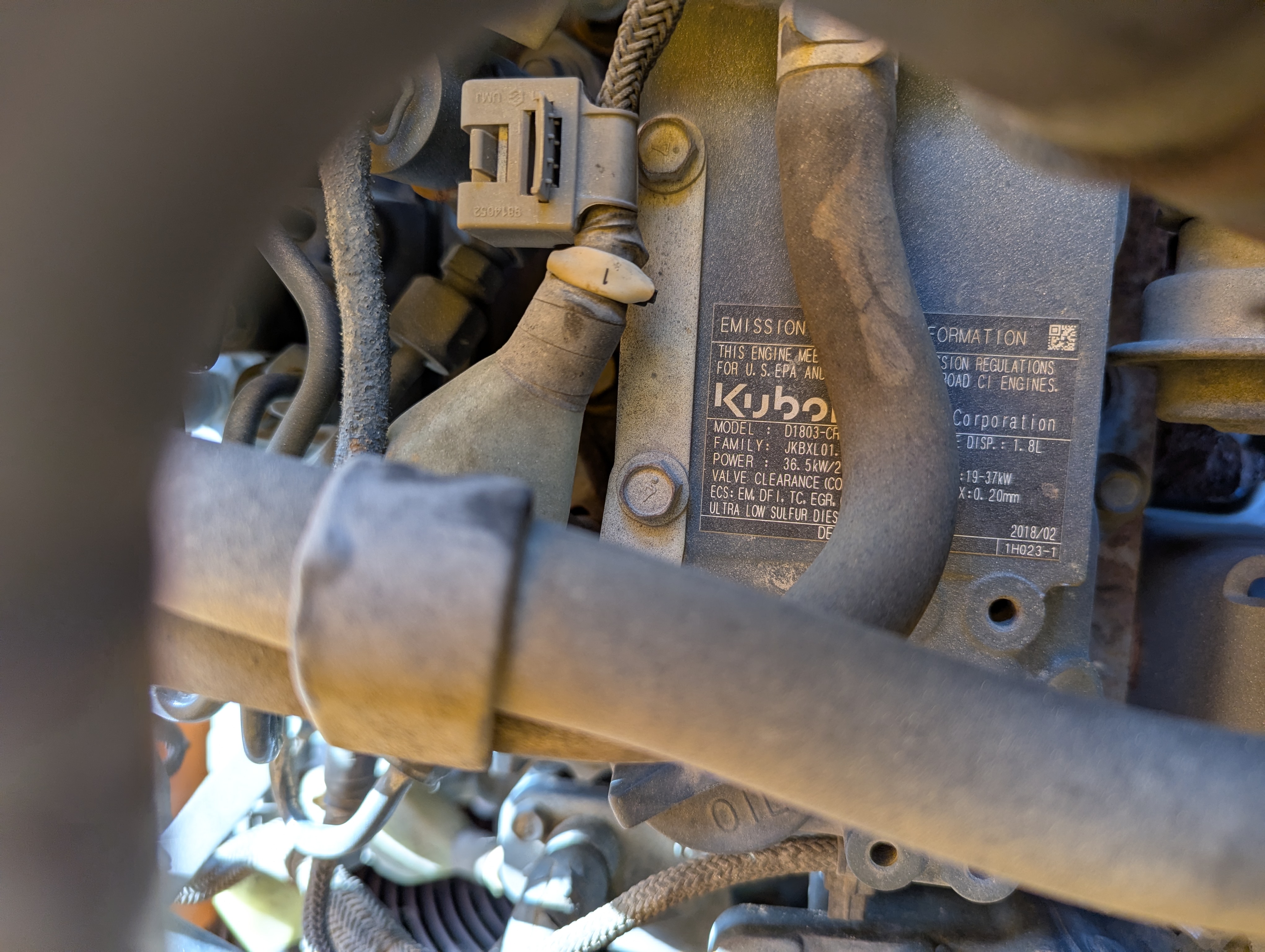ACA-017-Atlas-Copco-XAS-185-T4F-Air-compressors-inspection-General-Emissions-label-1
