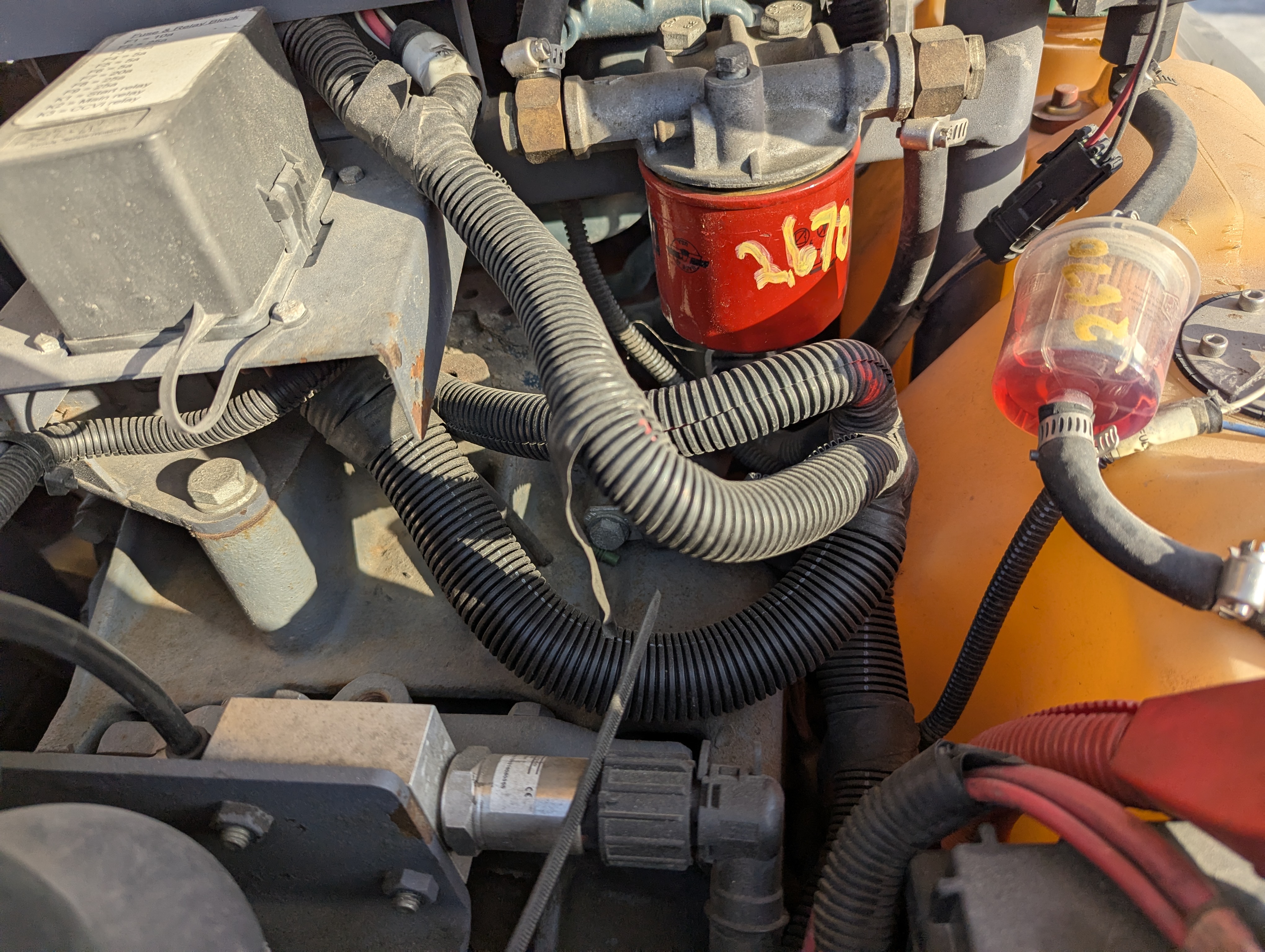 ACA-017-Atlas-Copco-XAS-185-T4F-Air-compressors-inspection-Electronics-Main-harness-1