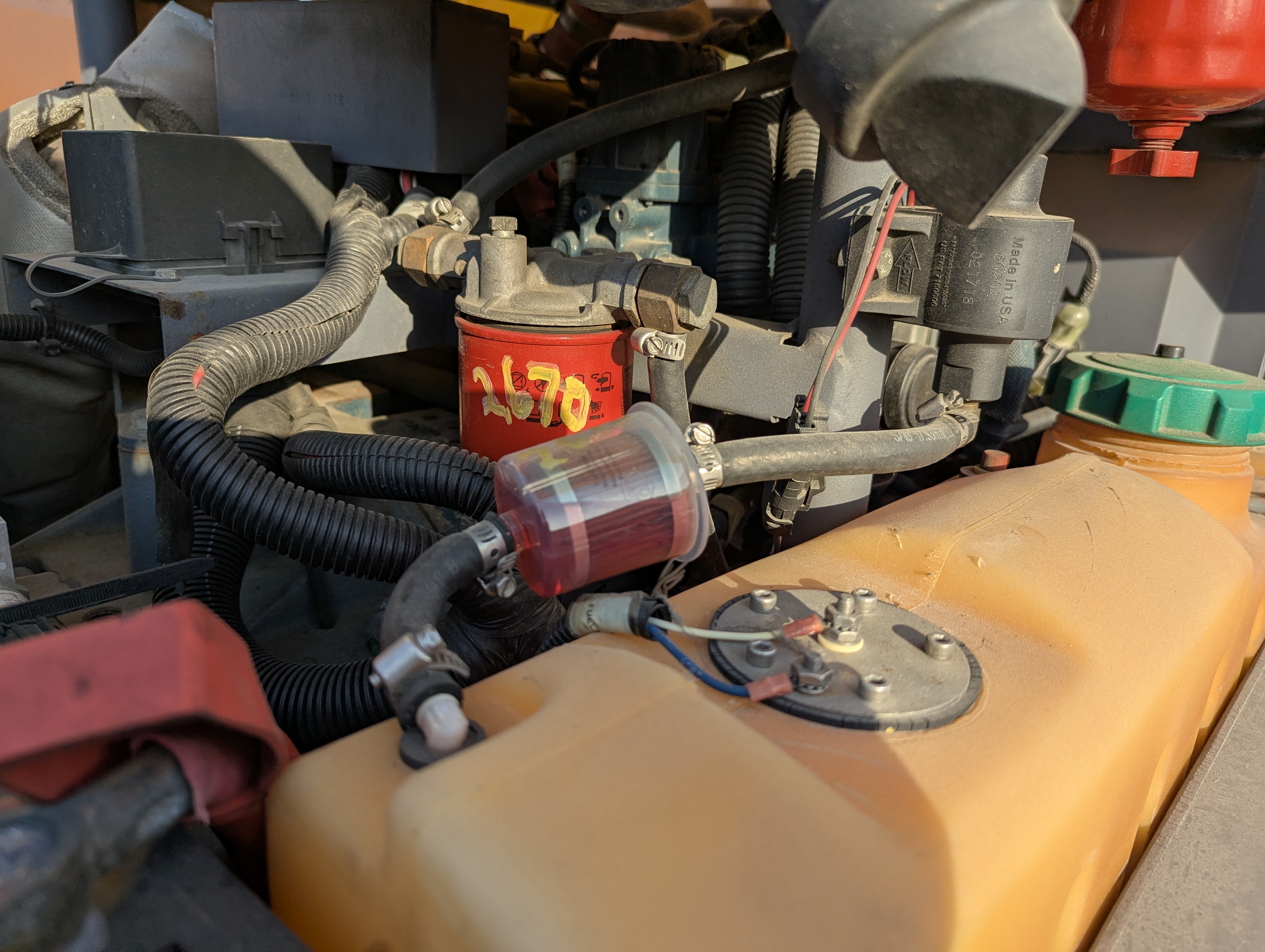 ACA-017-Atlas-Copco-XAS-185-T4F-Air-compressors-inspection-Engine-Fuel-leaks-1