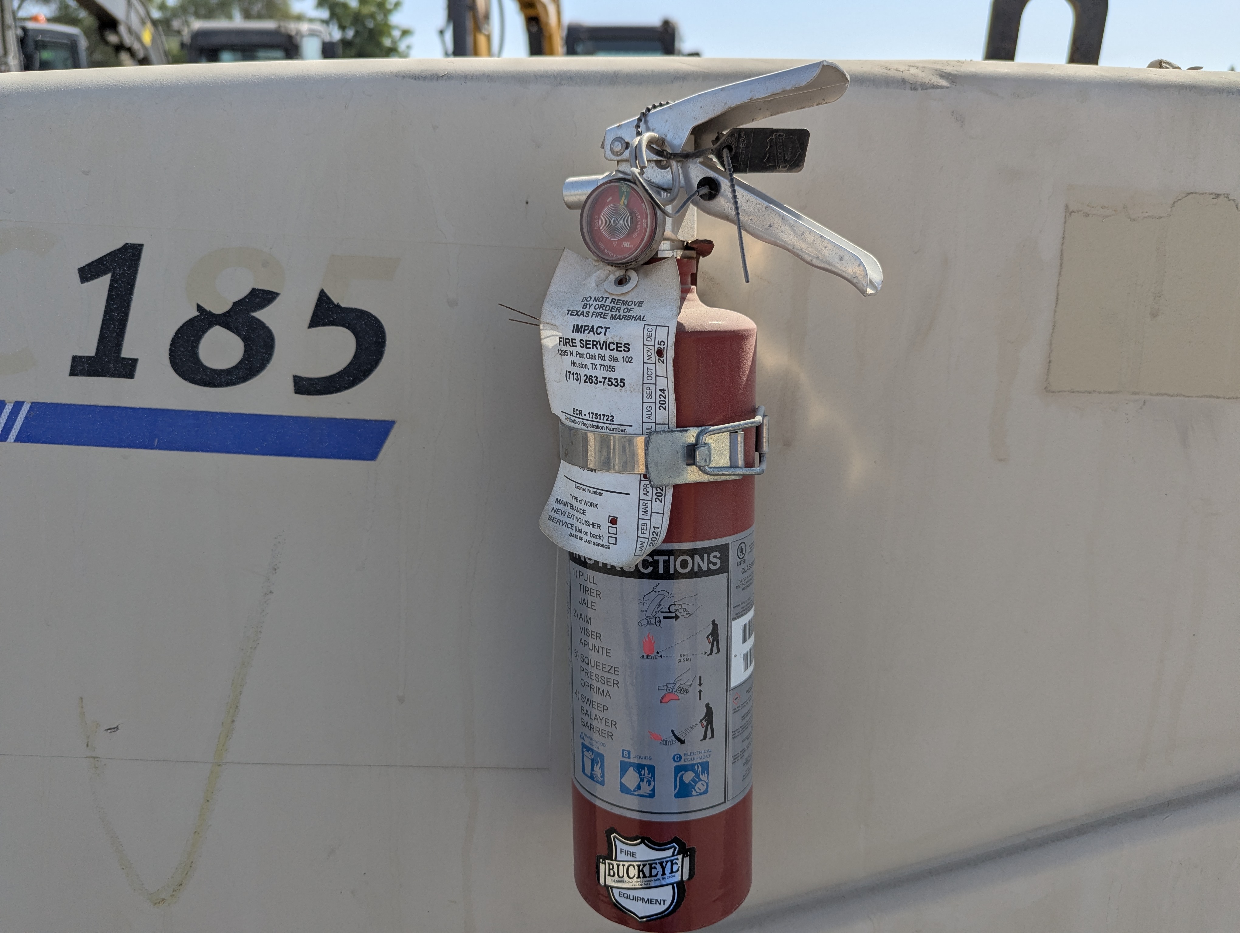 ACA-001-آي-آر-دوسان-C185-T4F-كومبريسرات-هواء-فحص-الأمان-طفاية-الحريق-1
