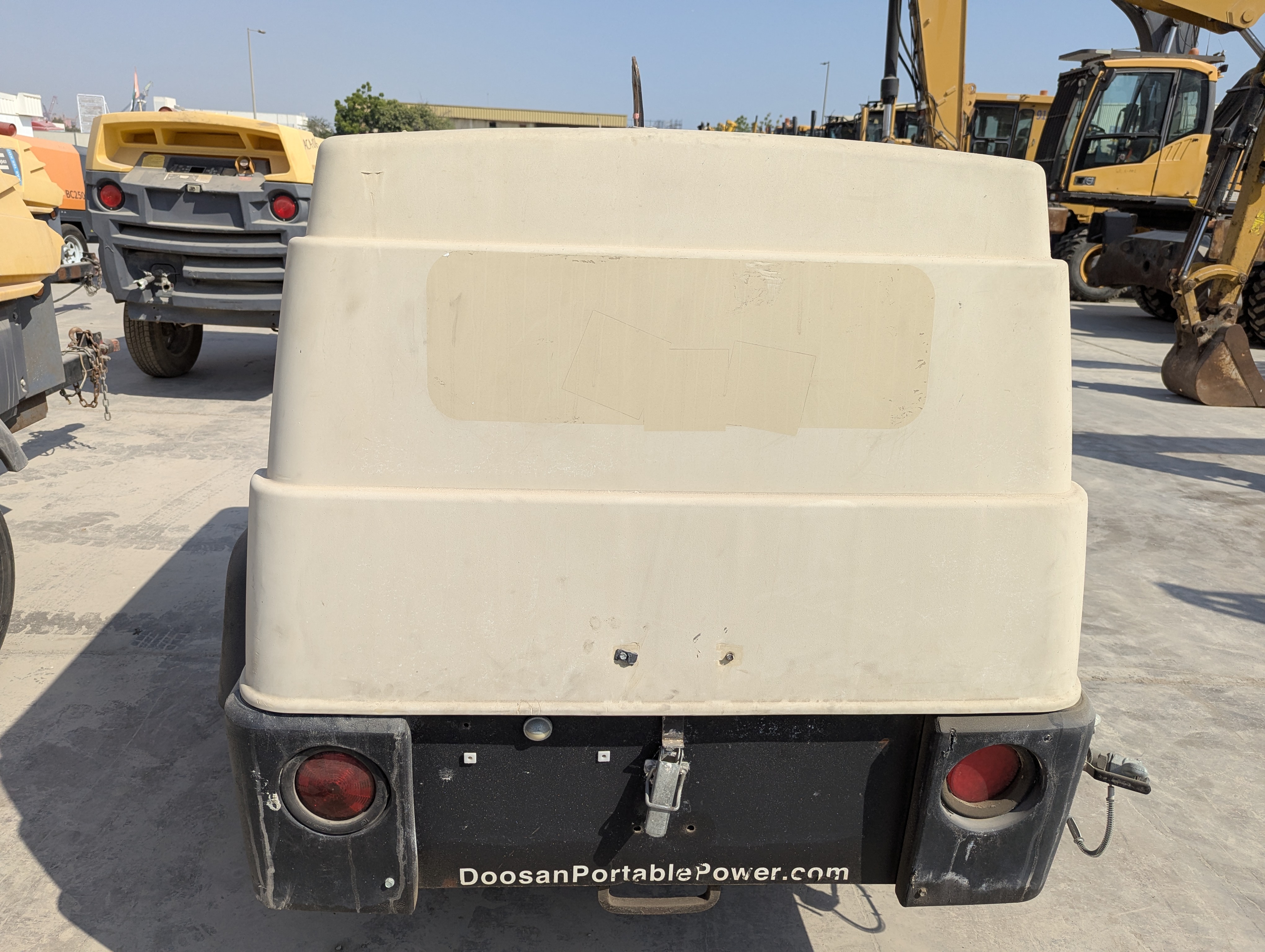 ACA-004-آي-آر-دوسان-C185-T4F-كومبريسرات-هواء-فحص-الهيكل-الصبغ-1
