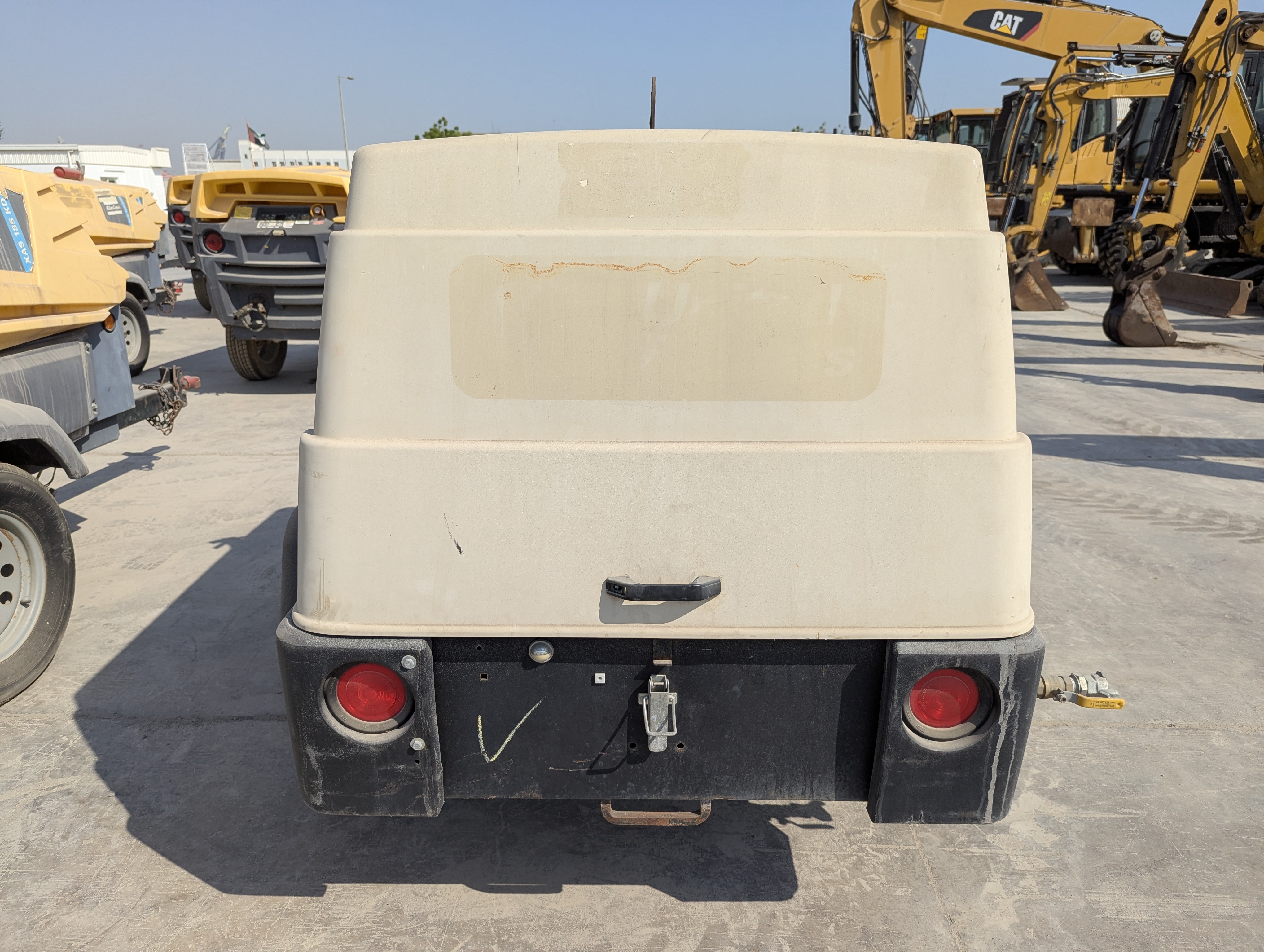 ACA-001-آي-آر-دوسان-C185-T4F-كومبريسرات-هواء-فحص-الهيكل-الصبغ-1