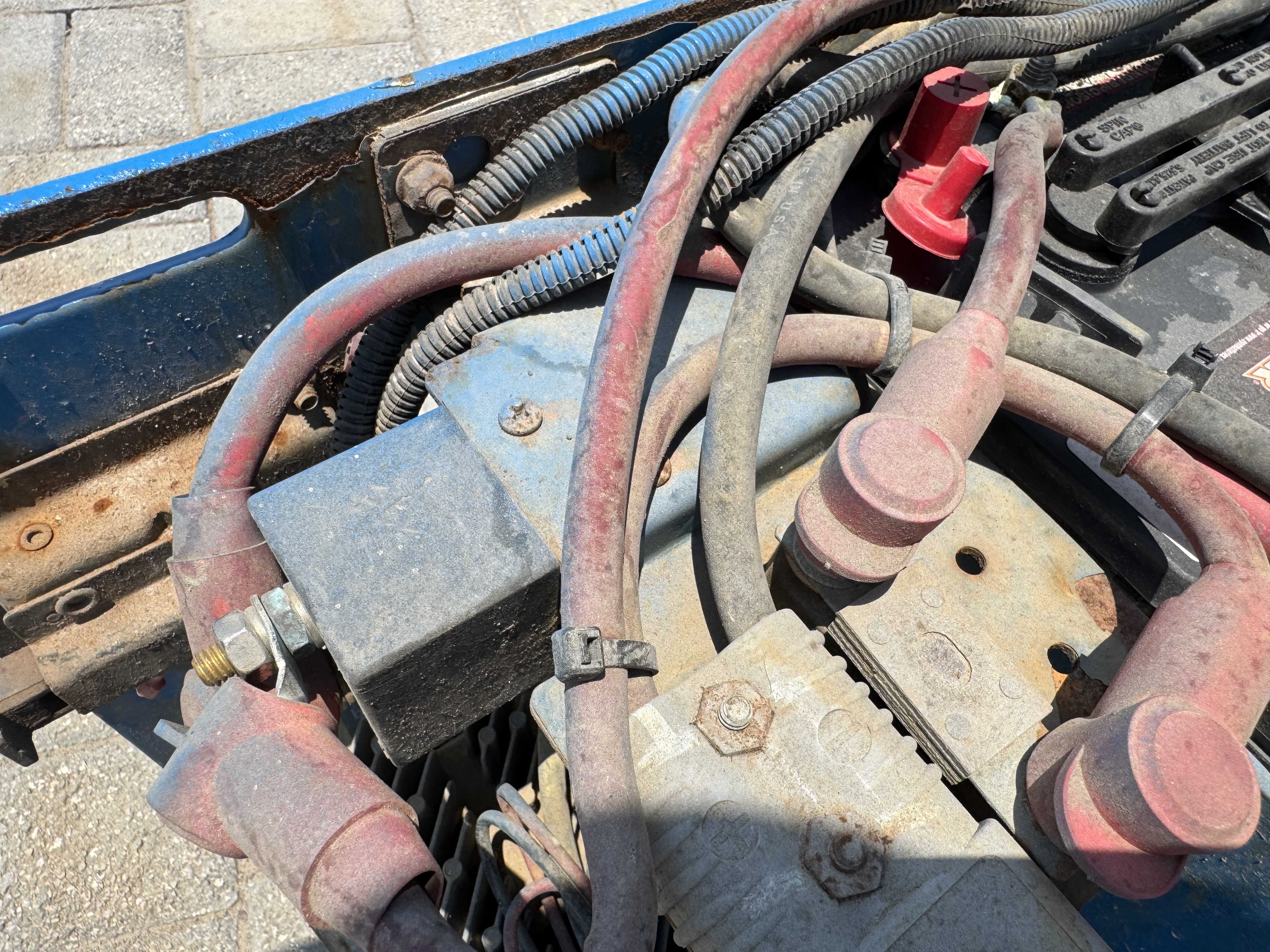 SLA-002-Genie-GS-1930-Scissor-lifts-inspection-Electronics-Main-harness-1
