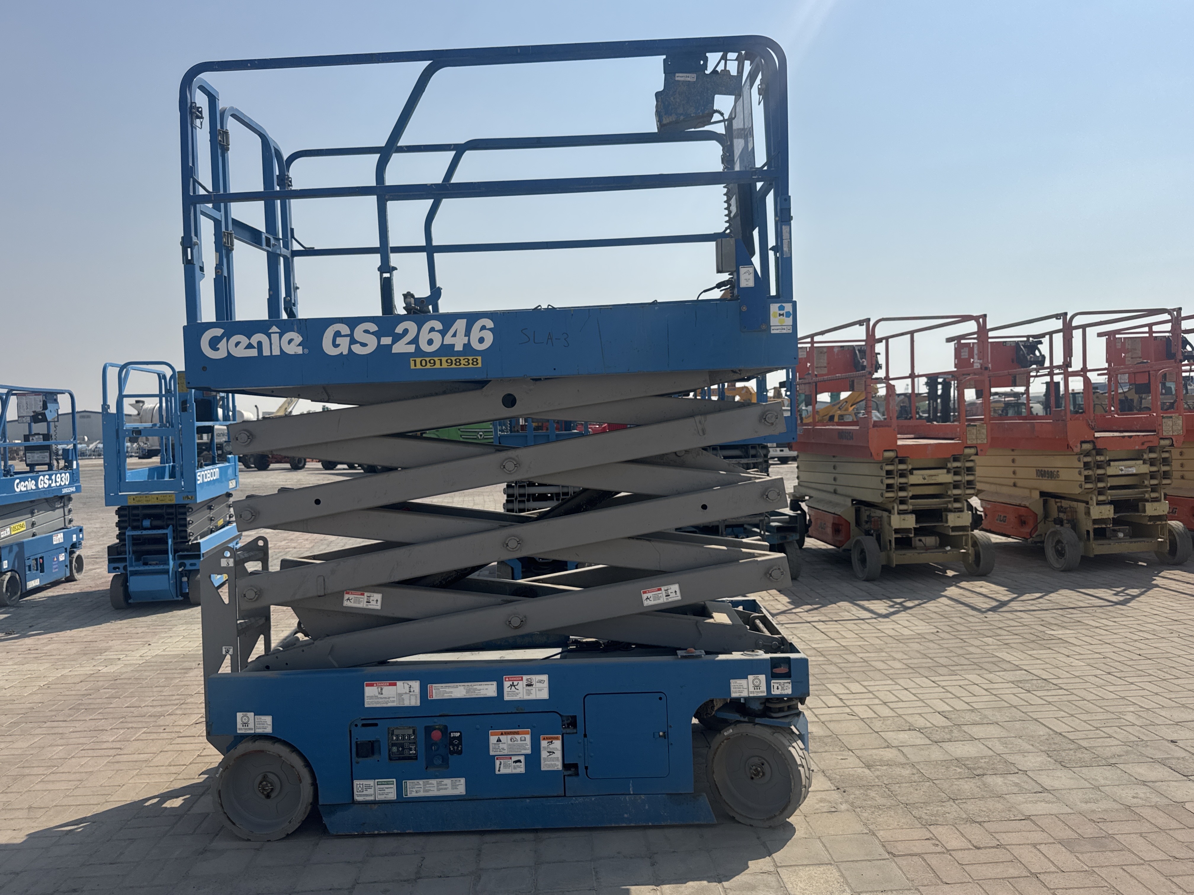 SLA-003-Genie-GS-2646-Scissor-lifts-inspection-Structure-Paint-1