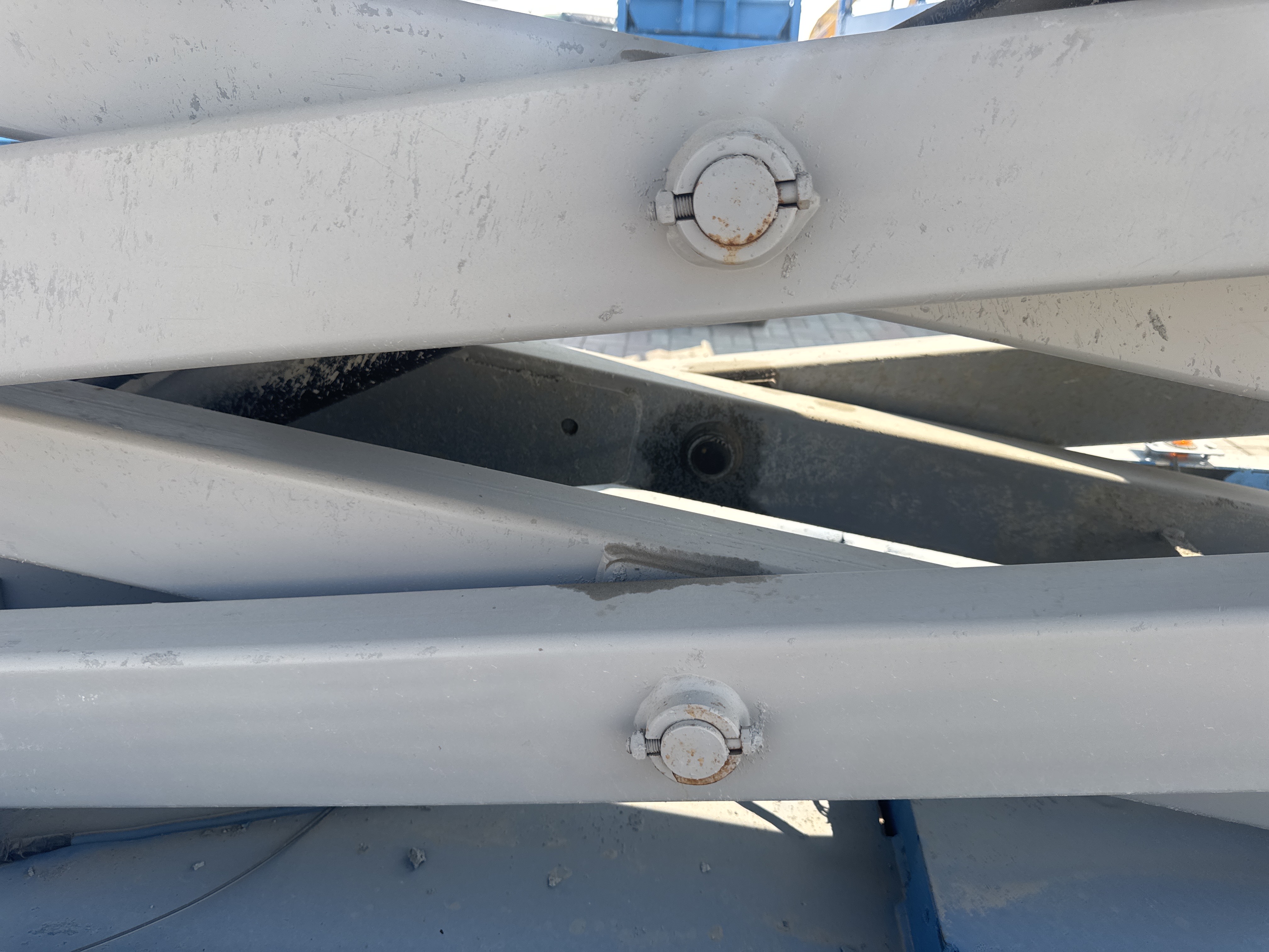 SLA-003-Genie-GS-2646-Scissor-lifts-inspection-Structure-Pin-connections-1
