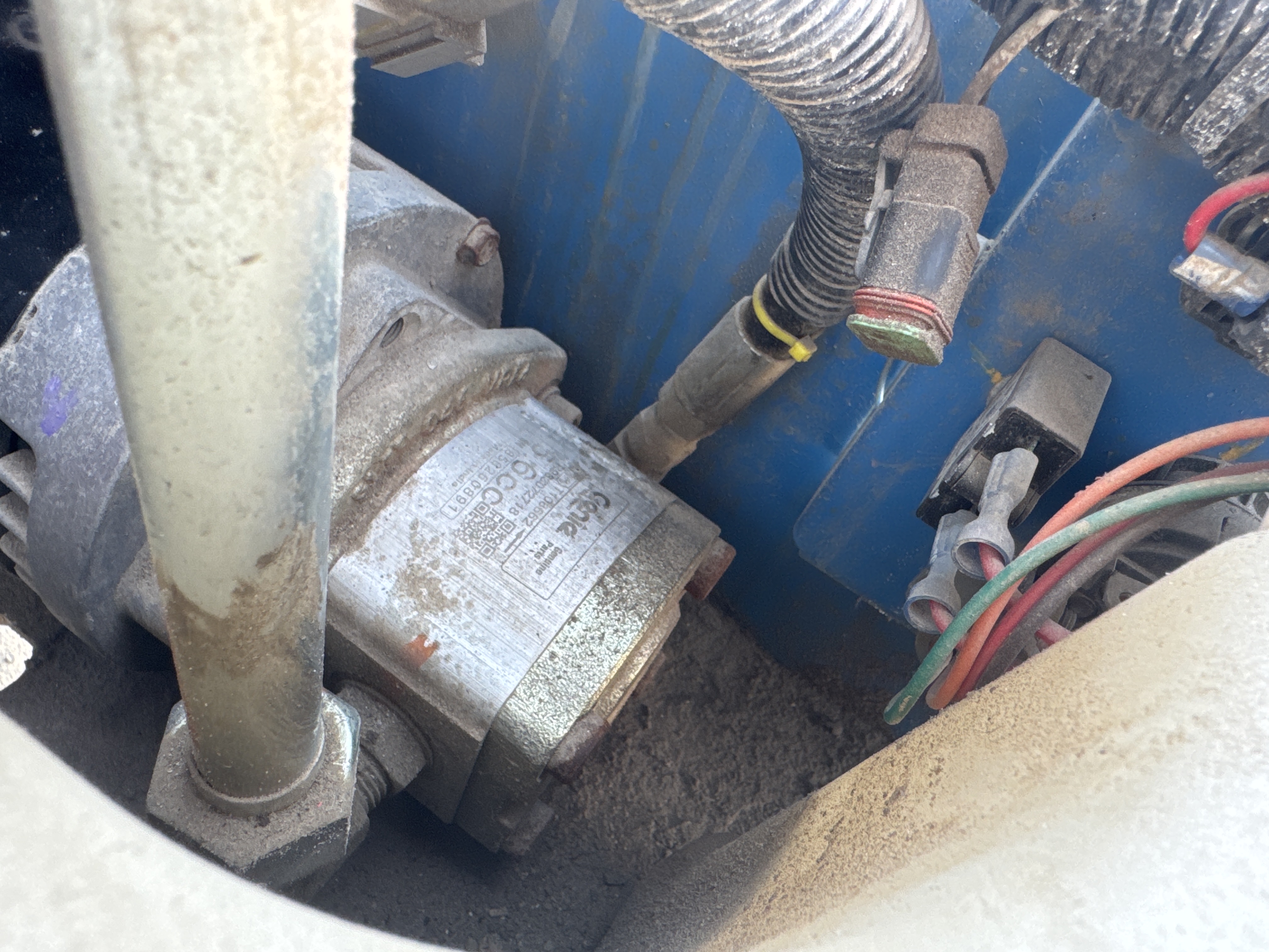 SLA-003-Genie-GS-2646-Scissor-lifts-inspection-Hydraulics-Hydraulic-pump-1