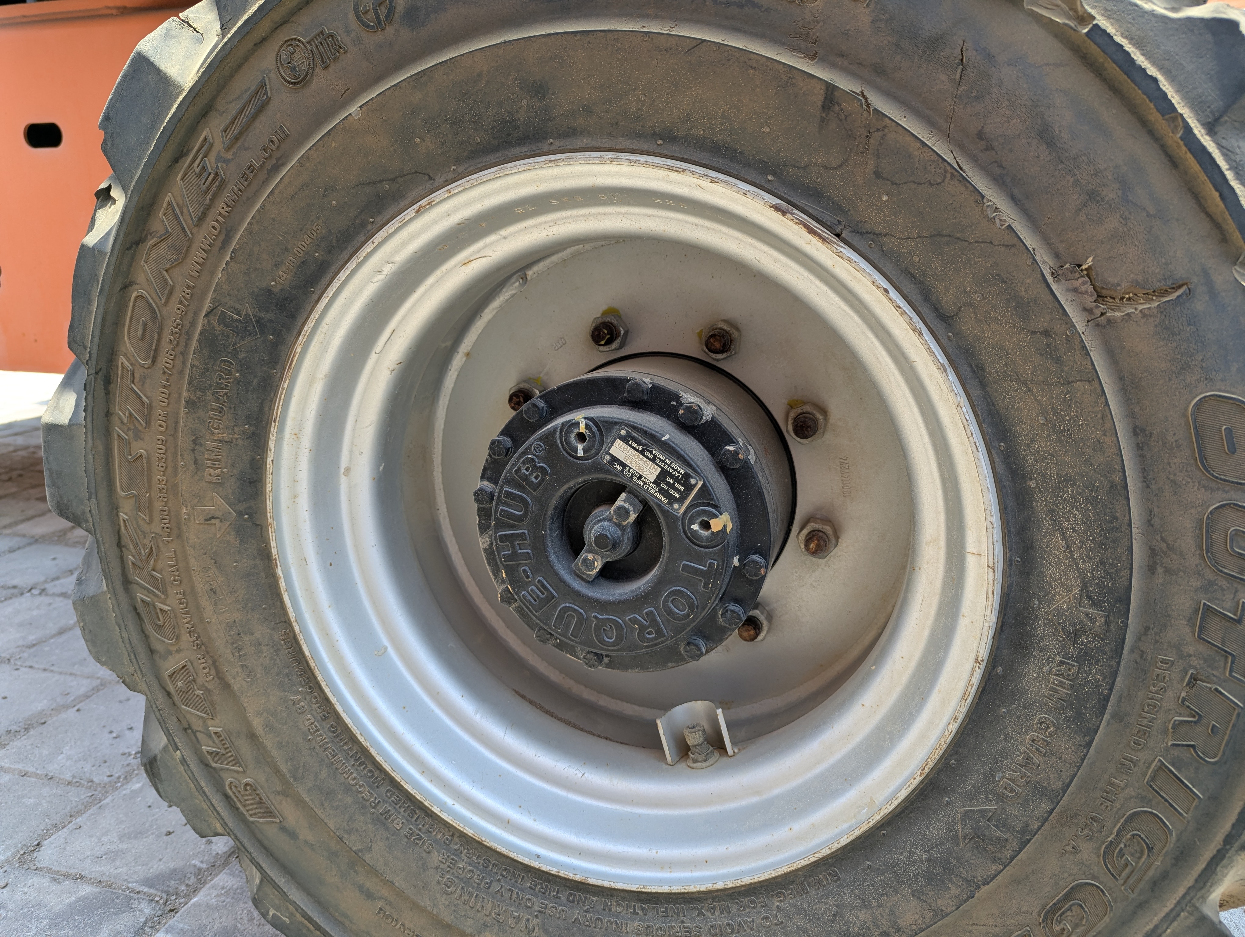 BLA-007-جي-إل-جي-460SJ-رافعات-ذراع-فحص-الهيكل-الإطار-الخلفي-الأيسر-/-محور-العجلة---الحالة-1