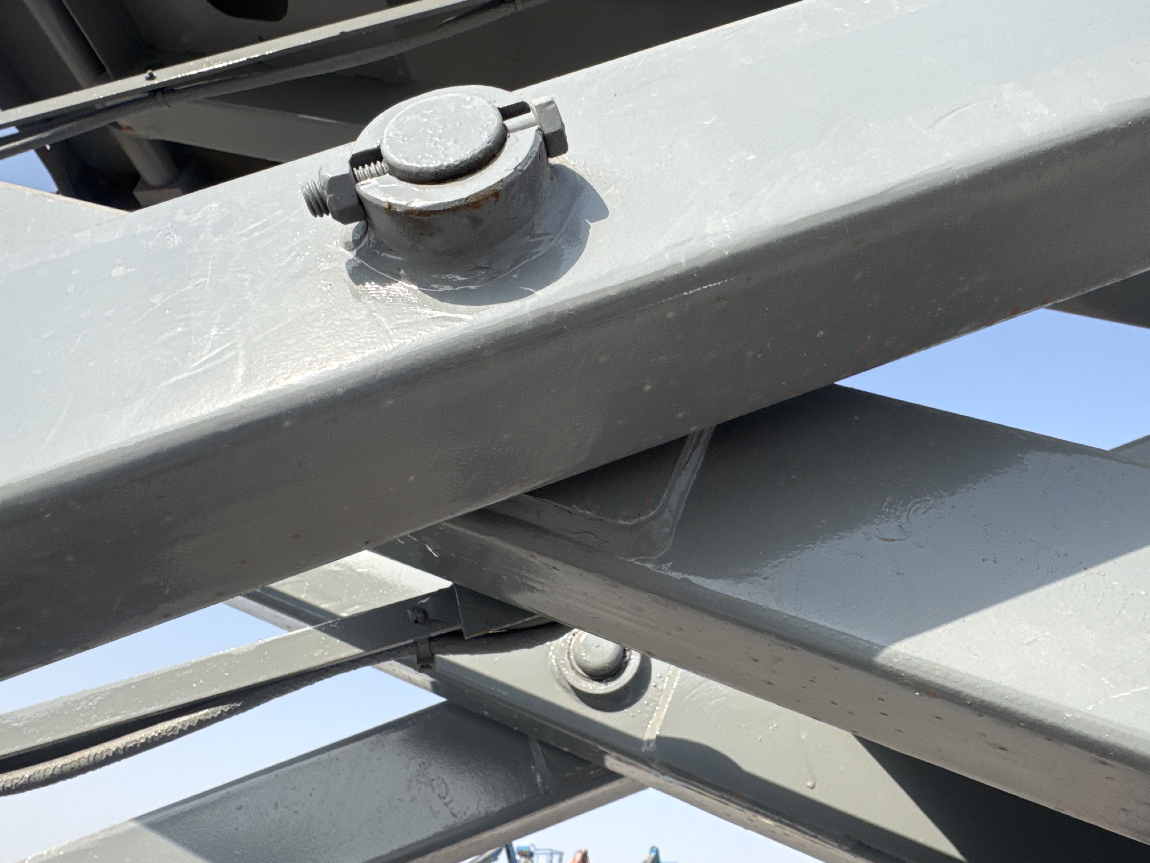 SLA-002-Genie-GS-1930-Scissor-lifts-inspection-Hydraulics-Hydraulic-pins-/-locks-1