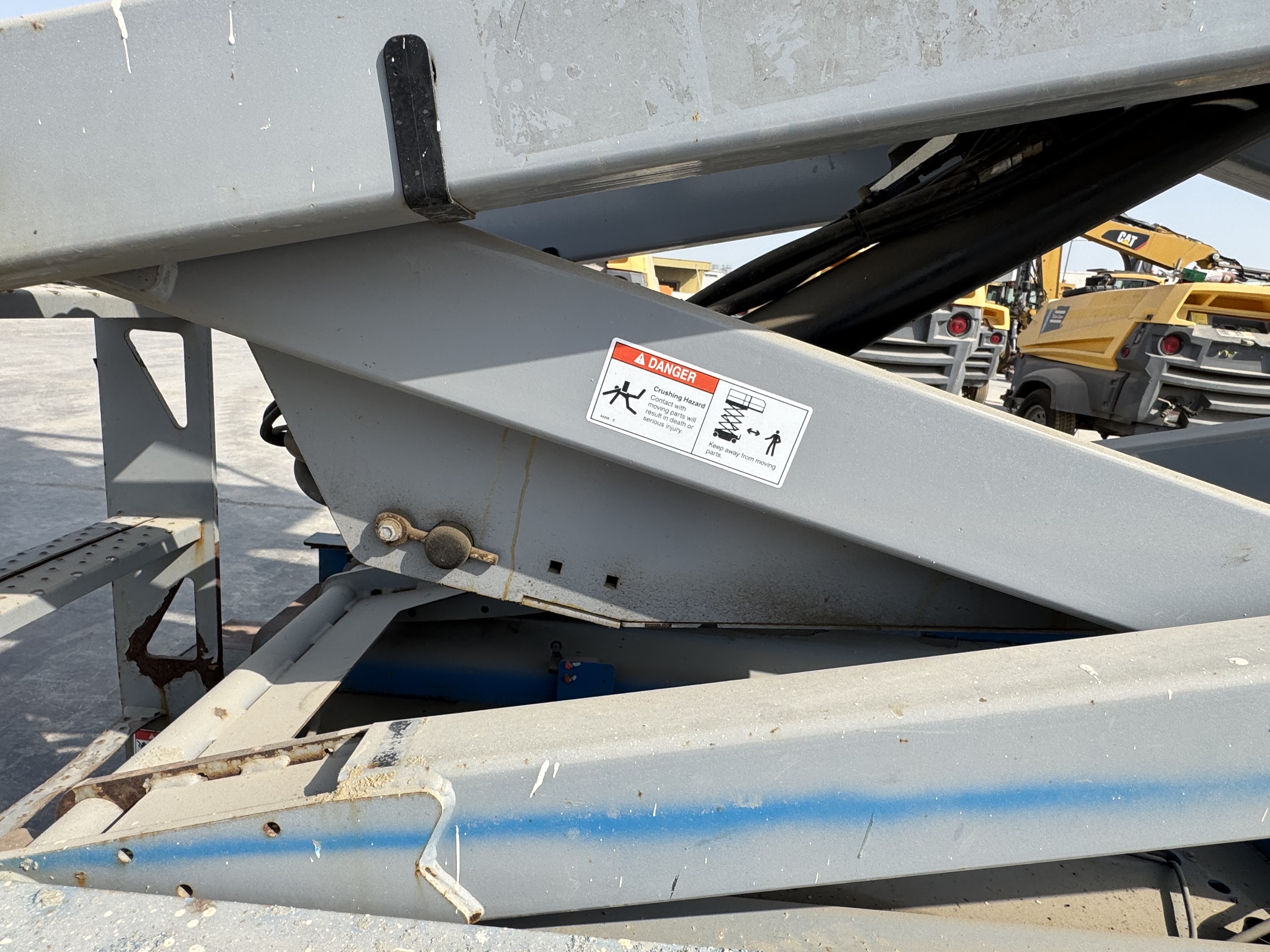 SLA-004-Genie-GS-3232-Scissor-lifts-inspection-Structure-Scissor-arms-1