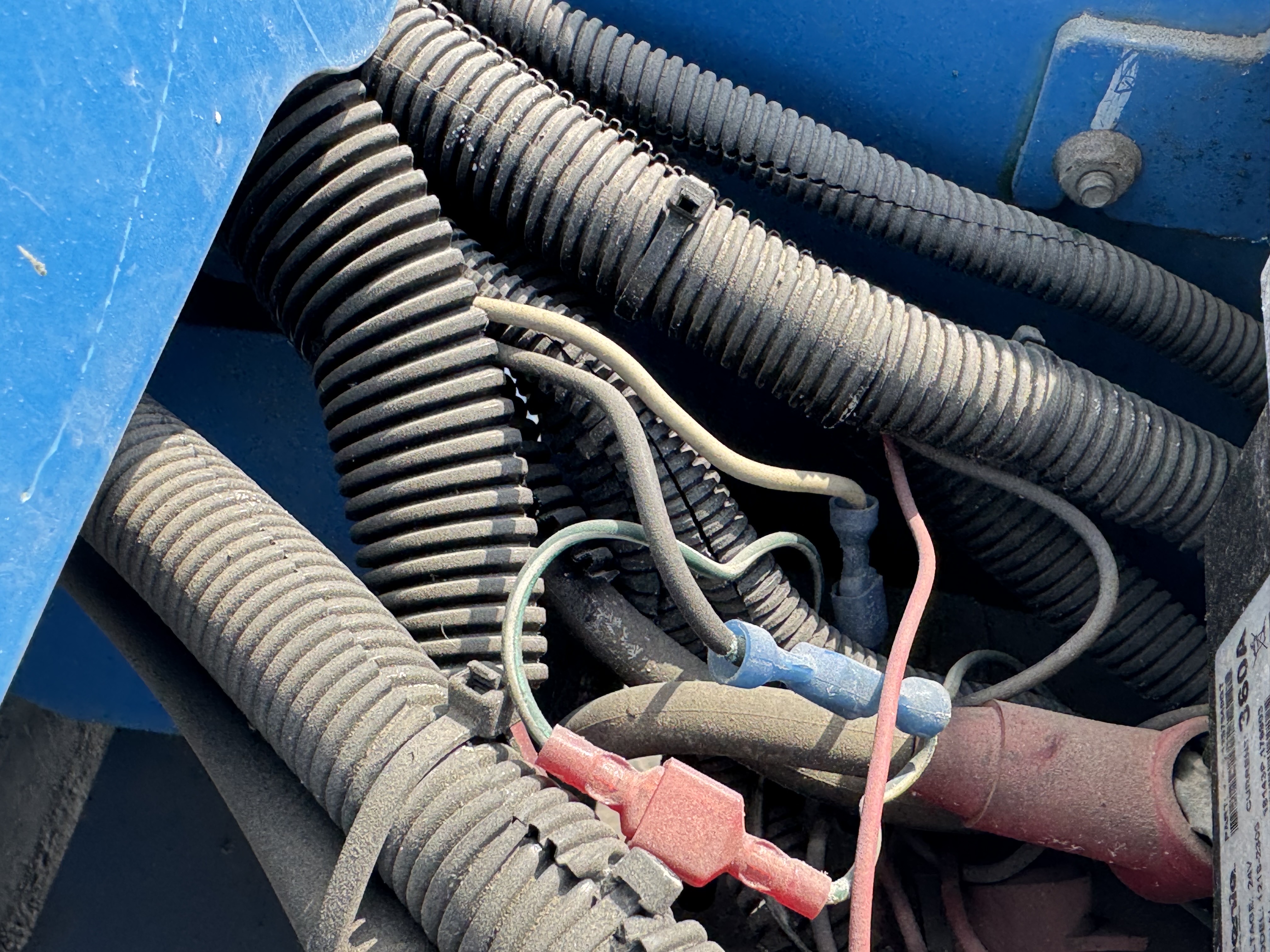 SLA-004-Genie-GS-3232-Scissor-lifts-inspection-Electronics-Main-harness-1