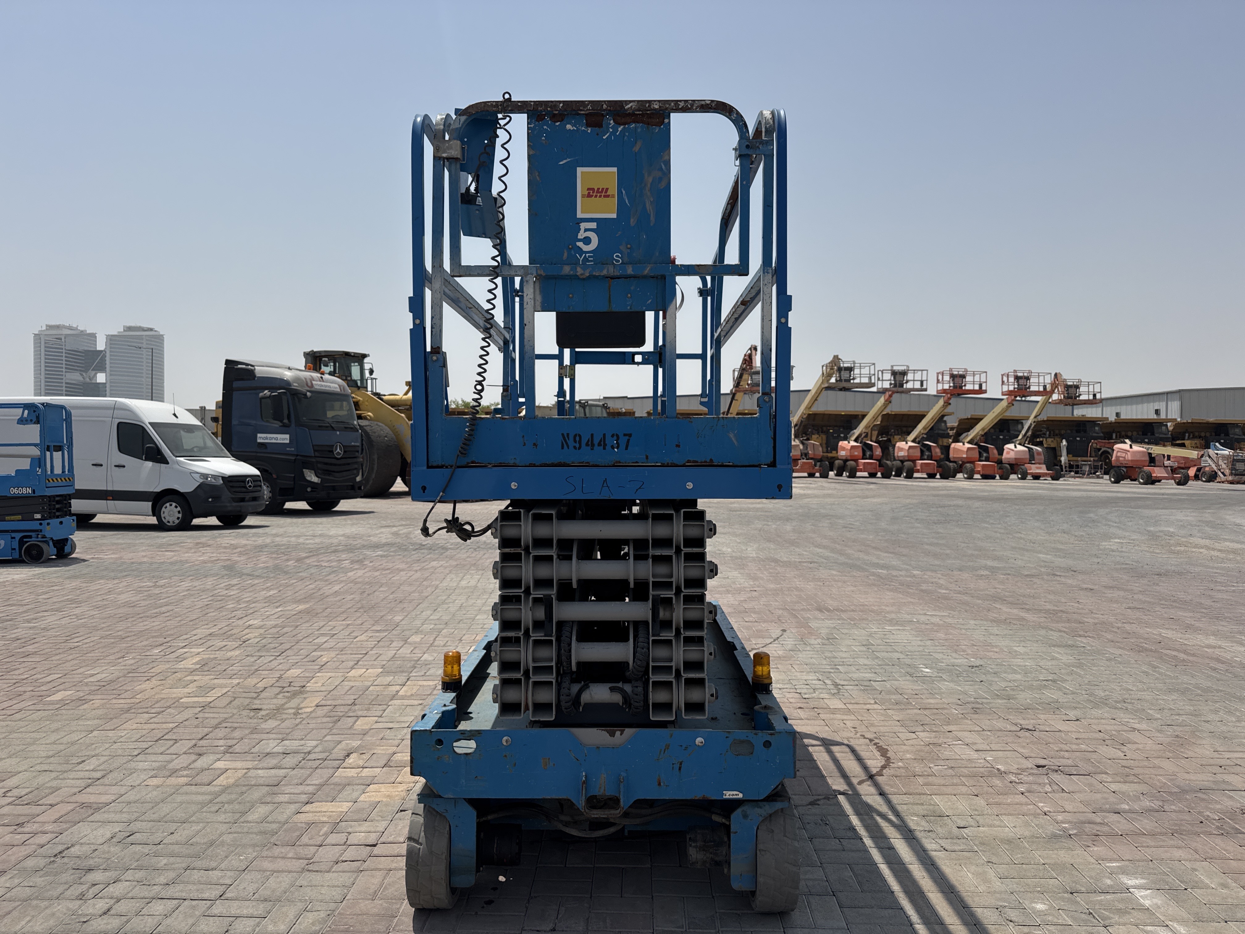 SLA-007-Genie-GS-4047-Scissor-lifts-inspection-Structure-Paint-1