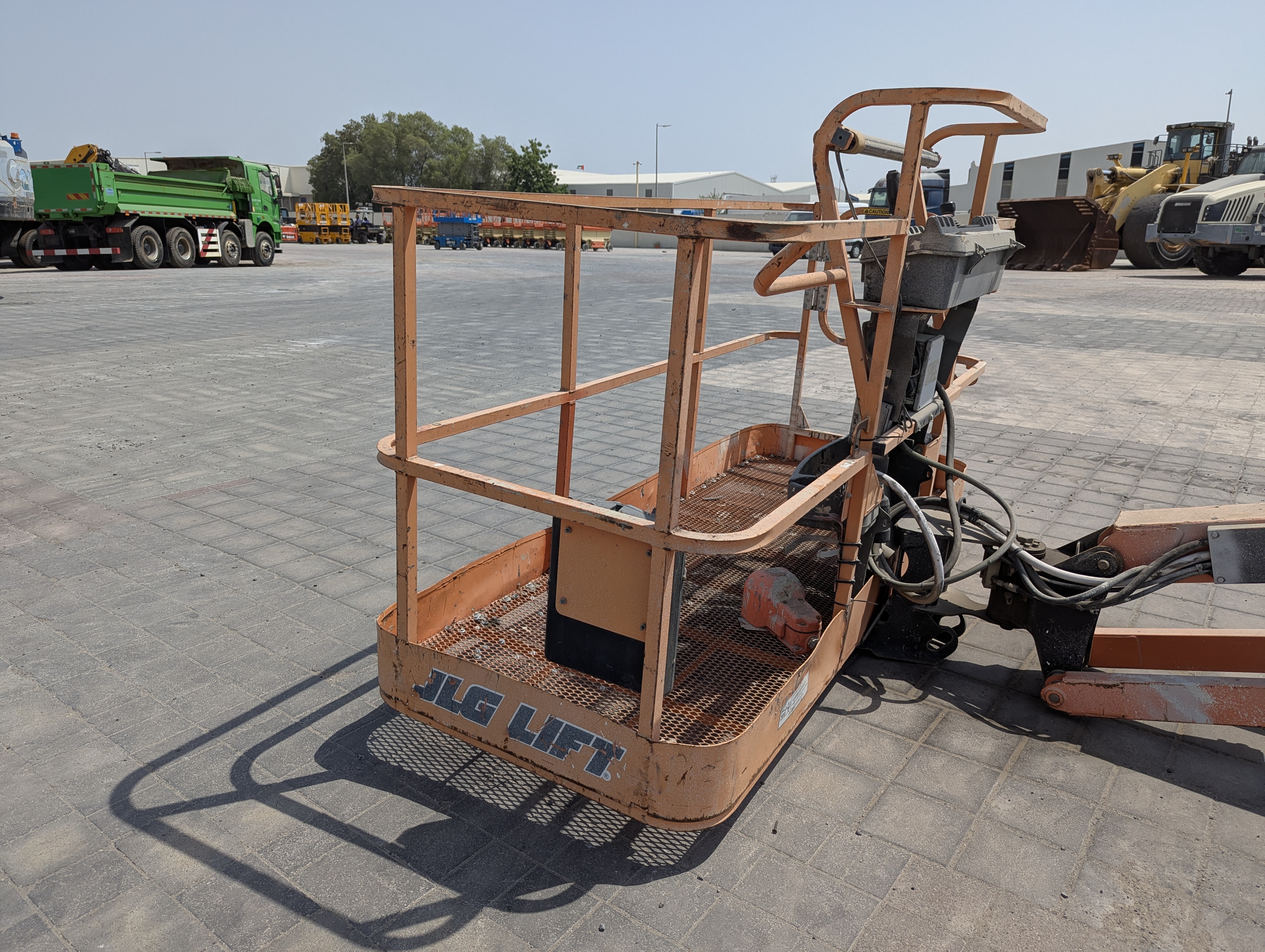BLA-008-جي-إل-جي-460SJ-رافعات-ذراع-فحص-الهيكل-الدرابزين-1