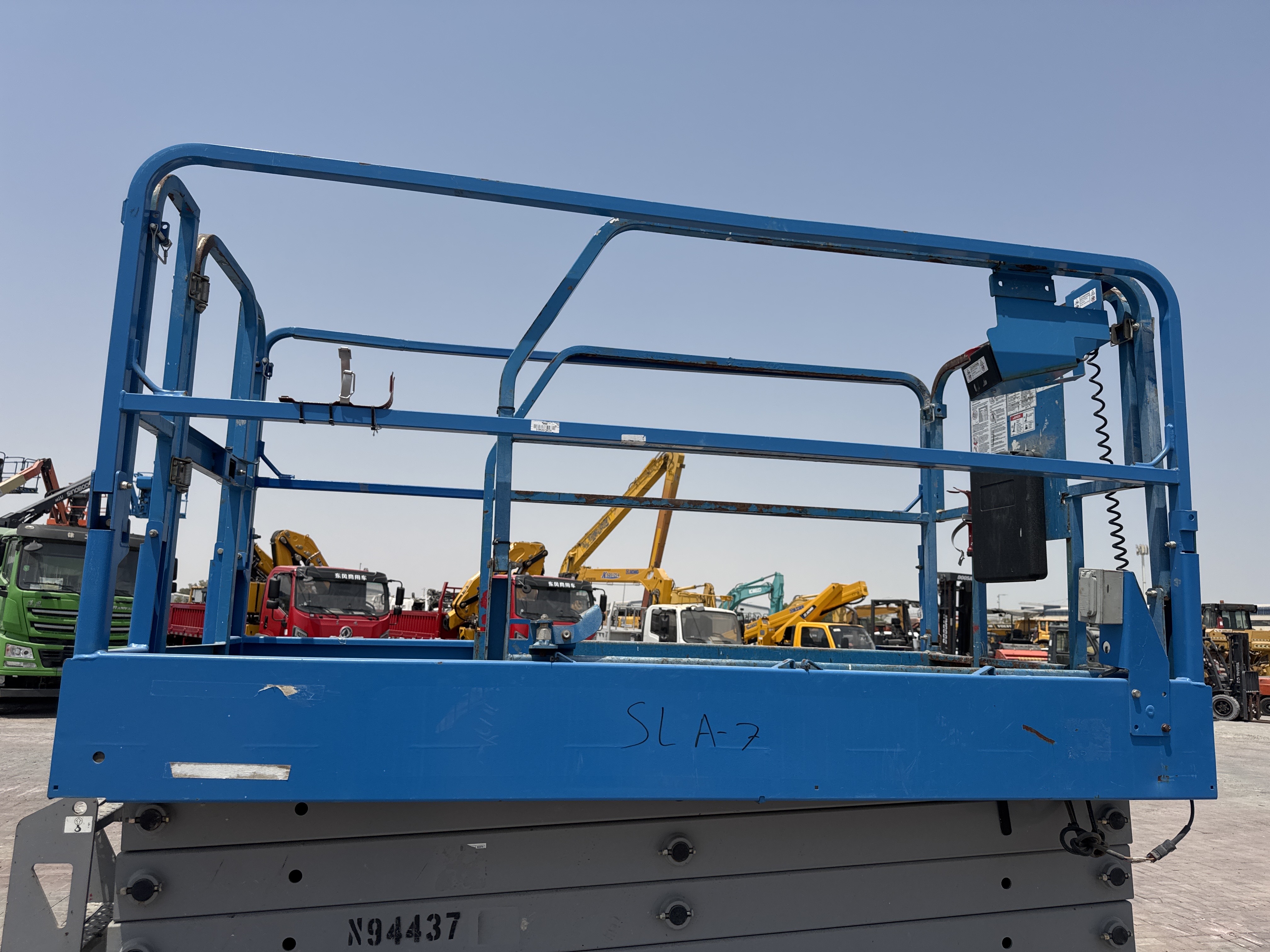 SLA-007-Genie-GS-4047-Scissor-lifts-inspection-Structure-Guard-rail-1