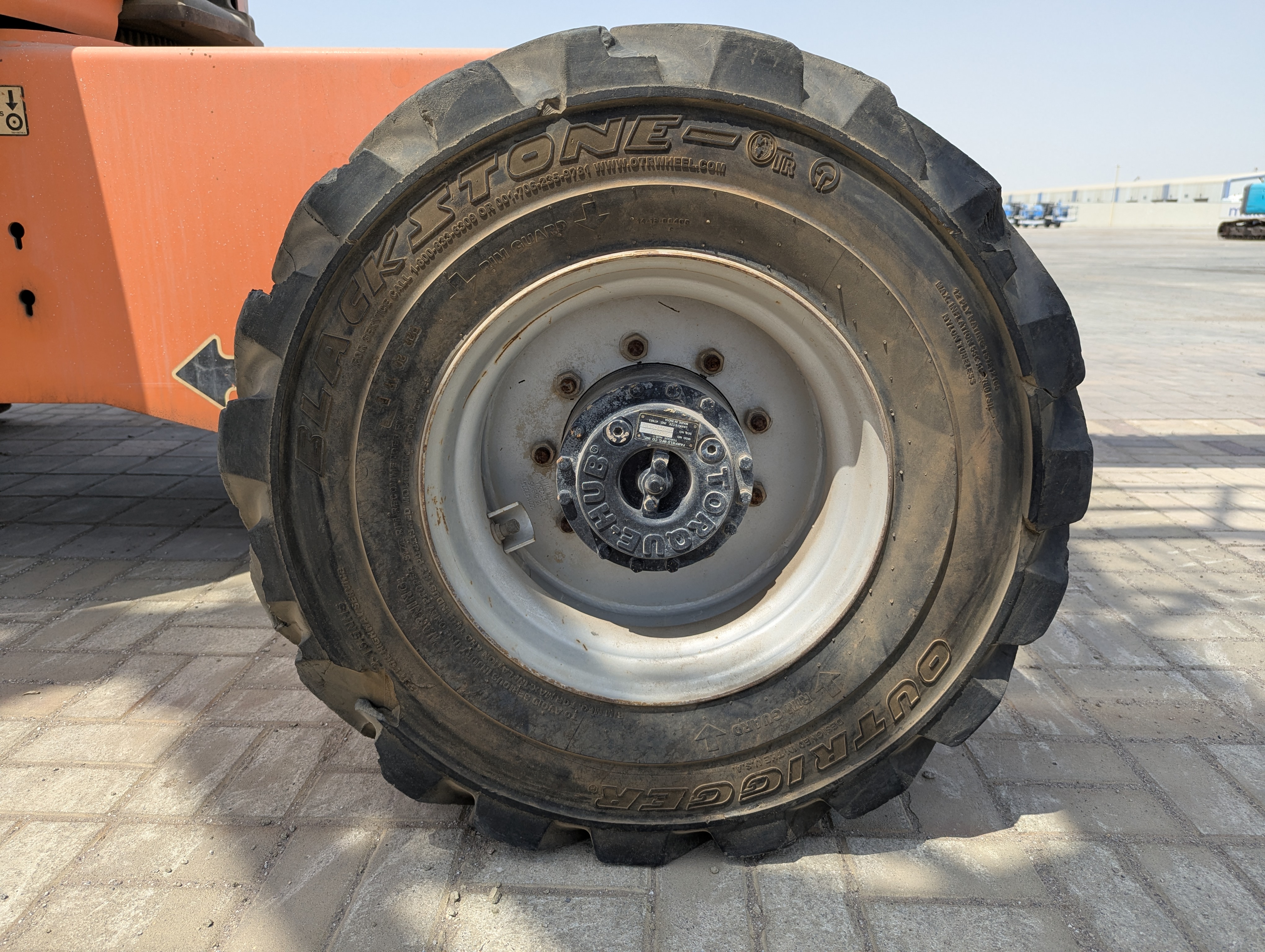 BLA-008-جي-إل-جي-460SJ-رافعات-ذراع-فحص-الهيكل-الإطار-الأمامي-الأيمن-/-محور-العجلة---الحالة-1