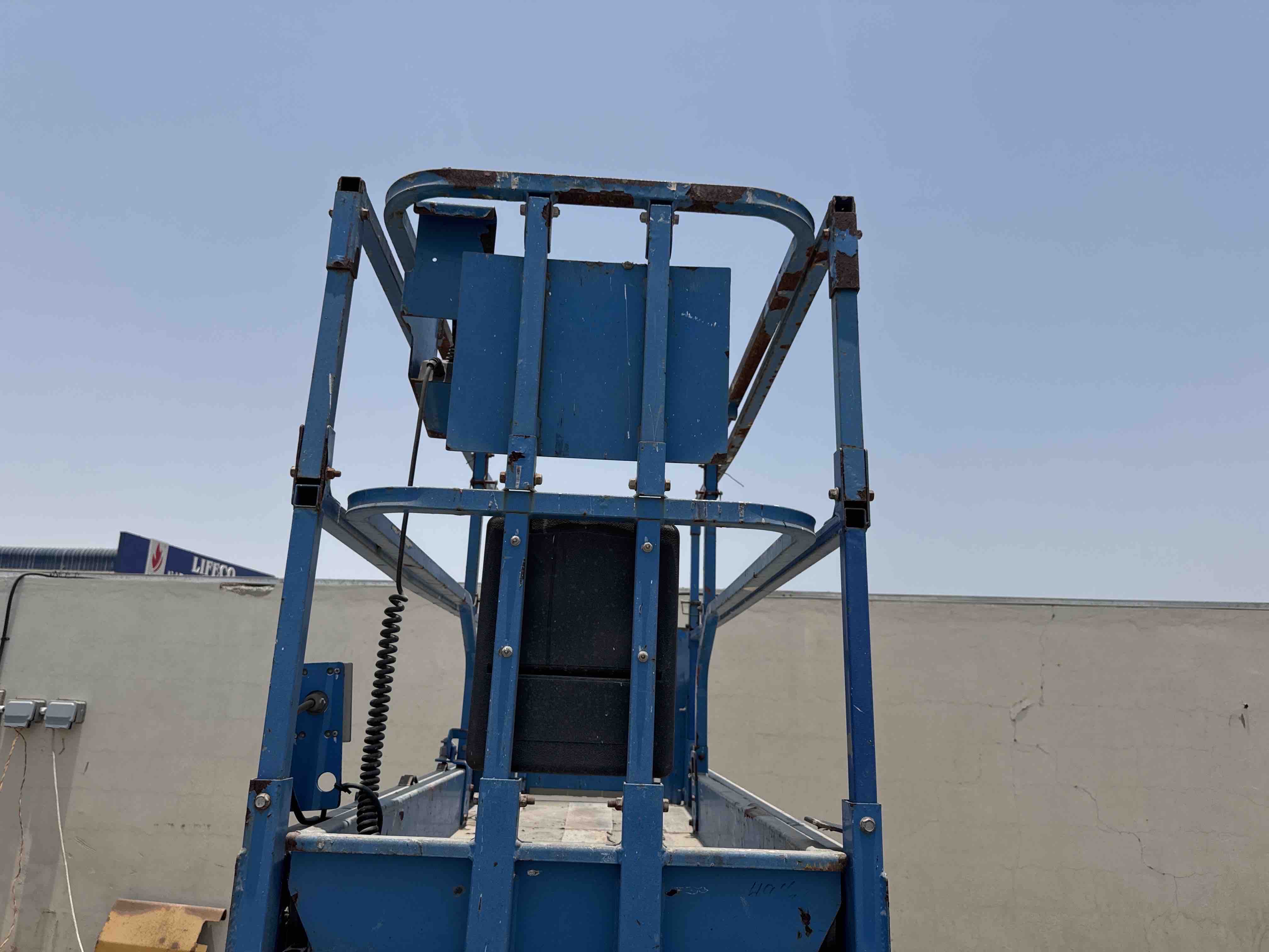 SLA-004-Genie-GS-3232-Scissor-lifts-inspection-Structure-Guard-rail-1
