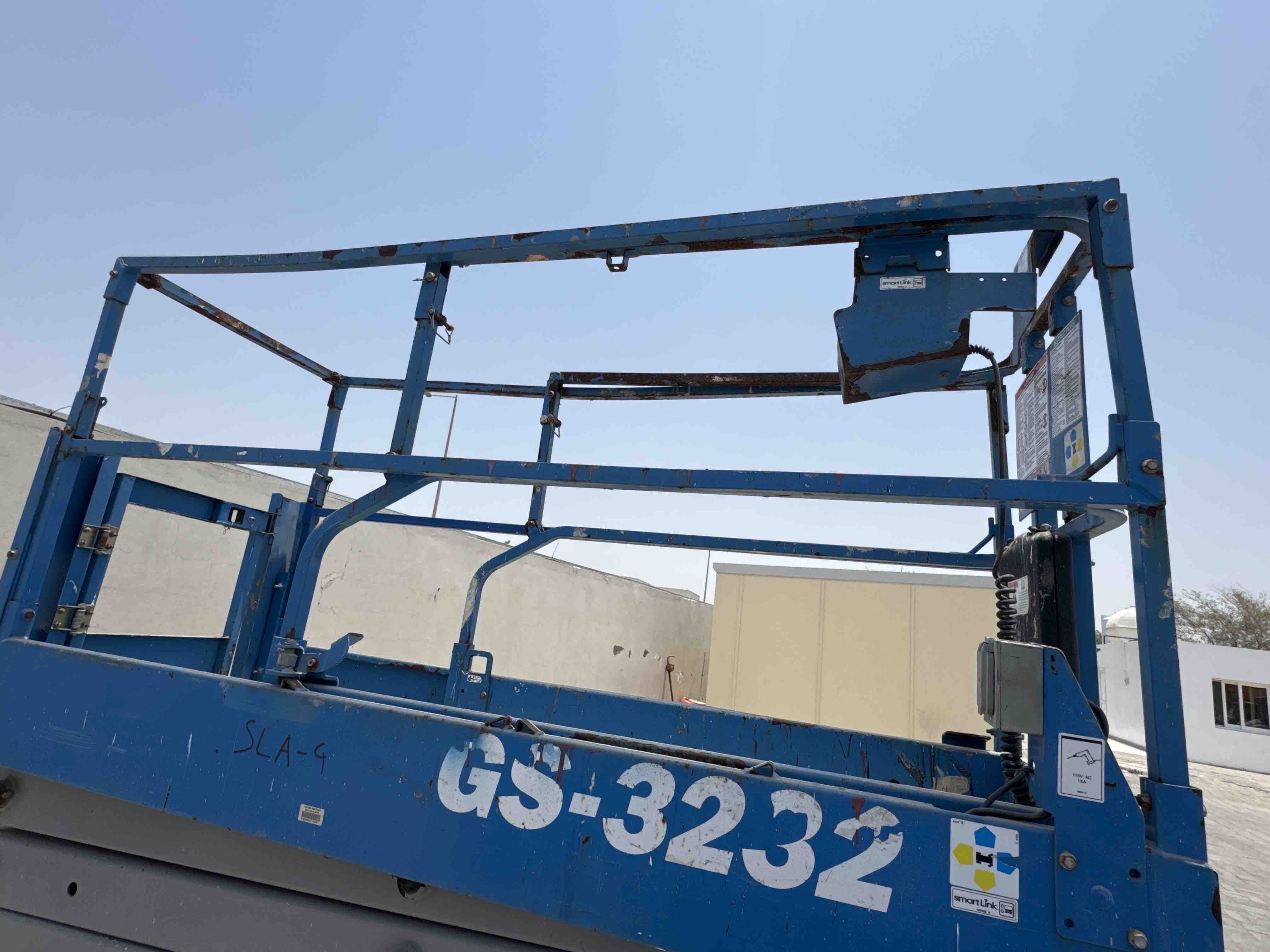 SLA-004-Genie-GS-3232-Scissor-lifts-inspection-Structure-Guard-rail-1