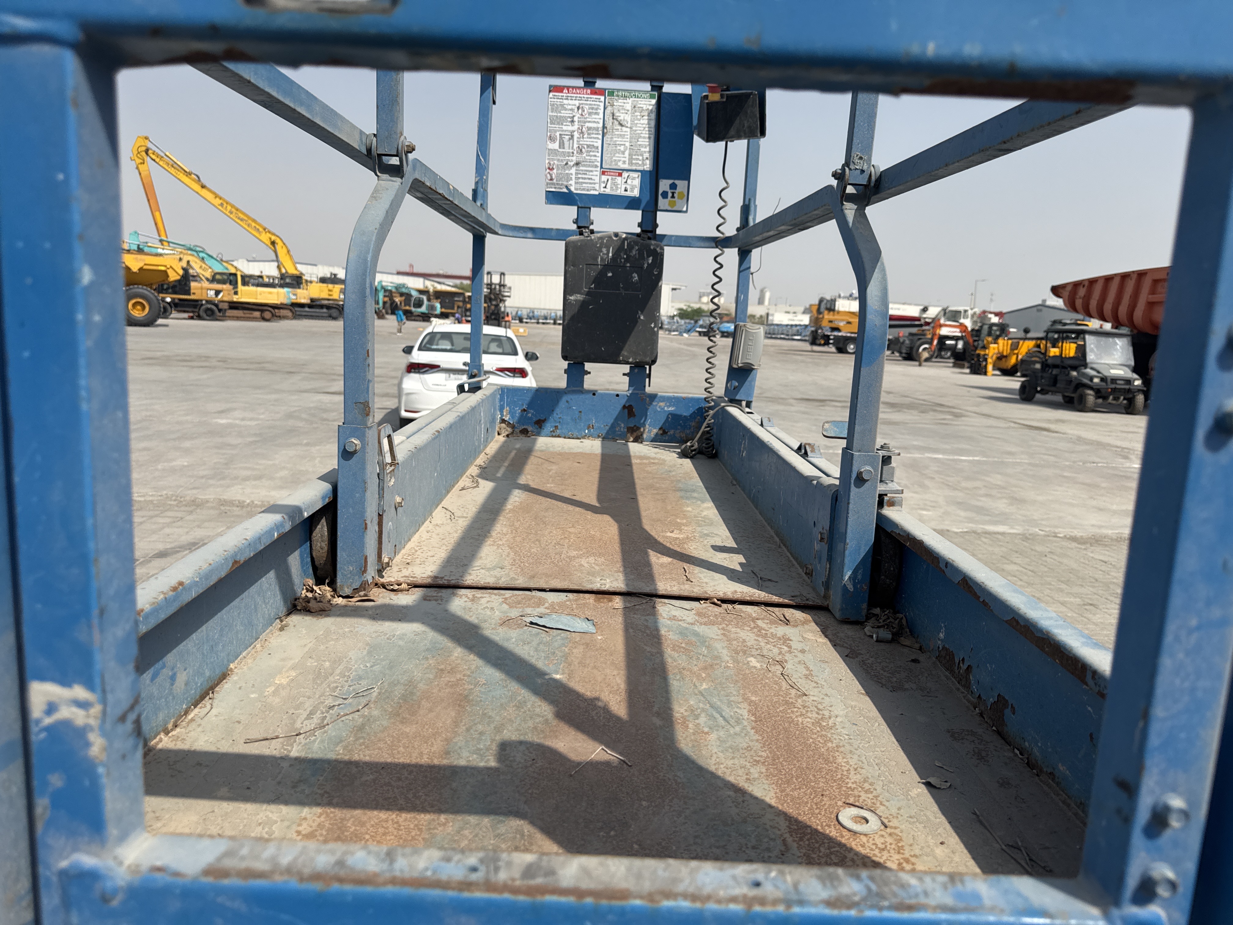 SLA-005-Genie-GS-3232-Scissor-lifts-inspection-Structure-Platform-1