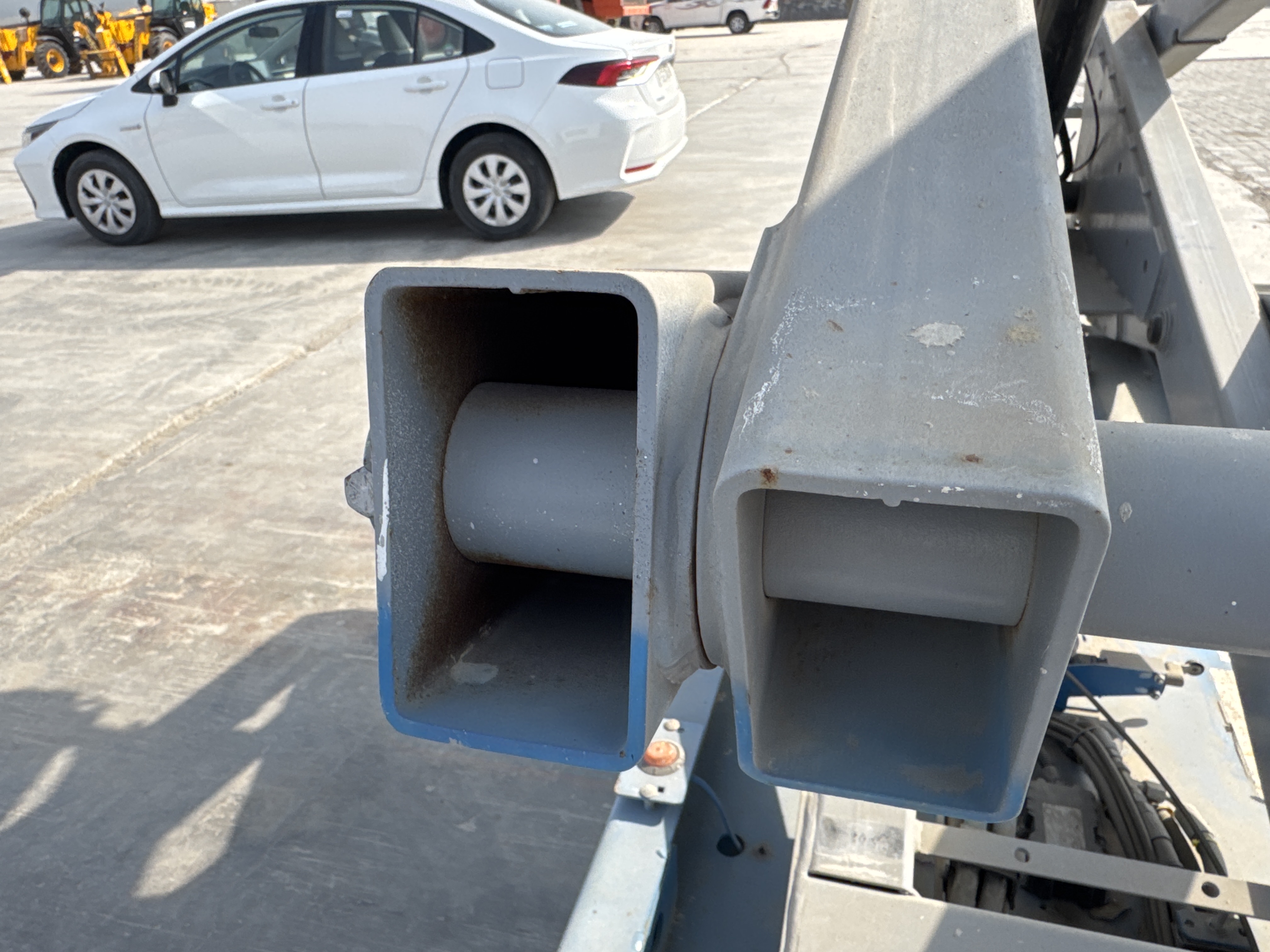 SLA-005-Genie-GS-3232-Scissor-lifts-inspection-Structure-Pin-connections-1
