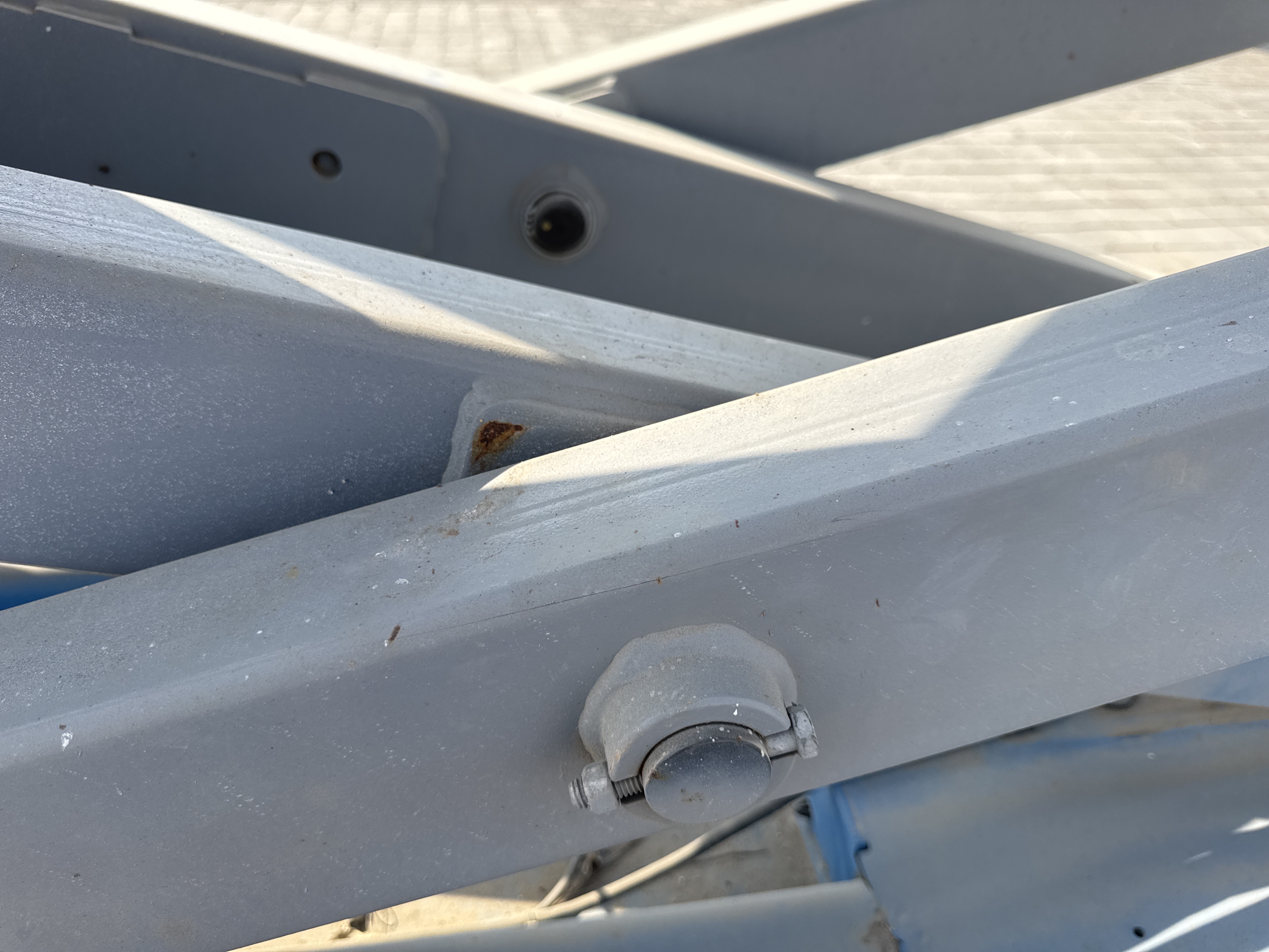 SLA-005-Genie-GS-3232-Scissor-lifts-inspection-Structure-Pin-connections-1