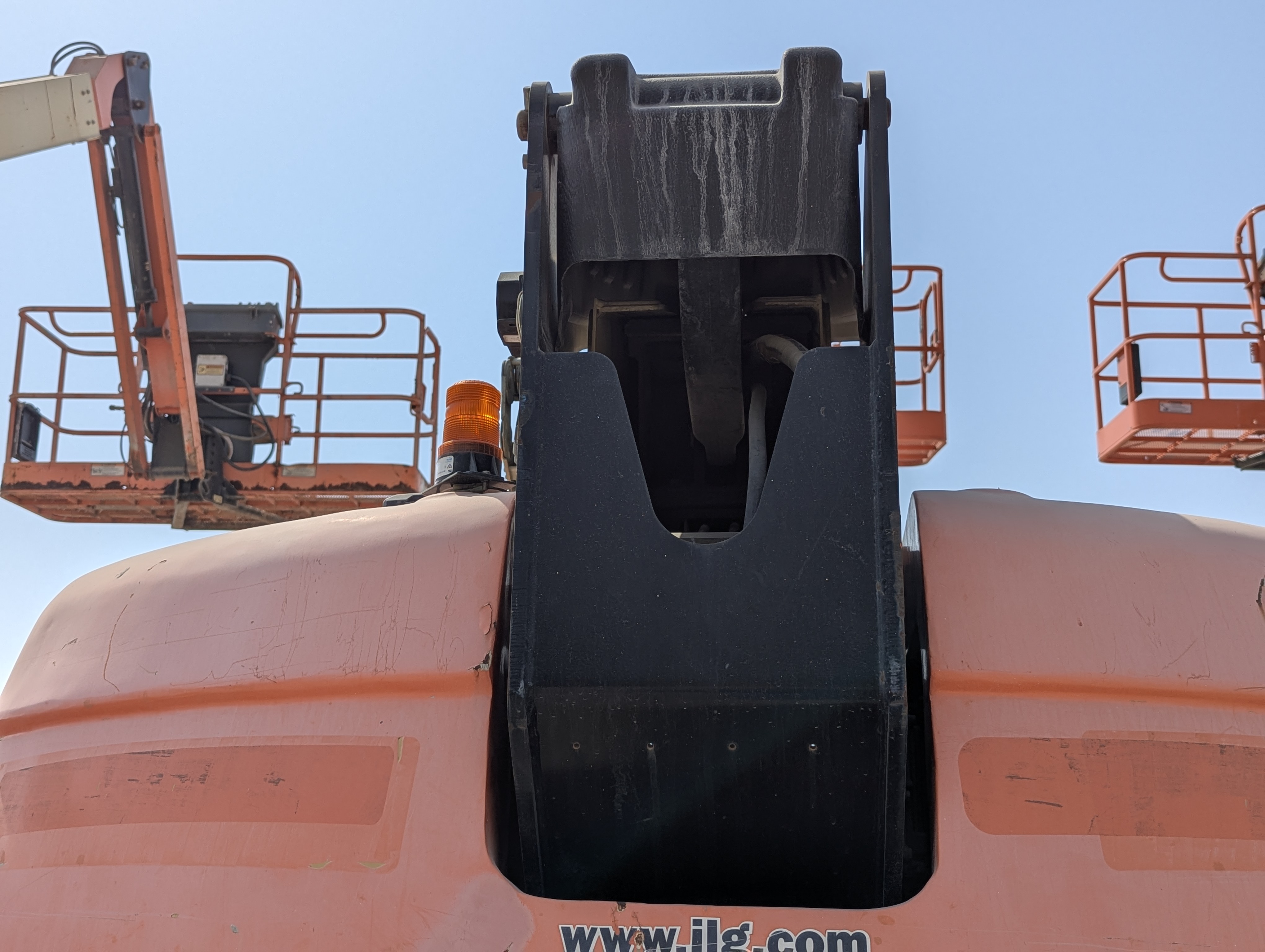 BLA-009-JLG-600S-Boom-lifts-inspection-Chassis-Boom-frame-1