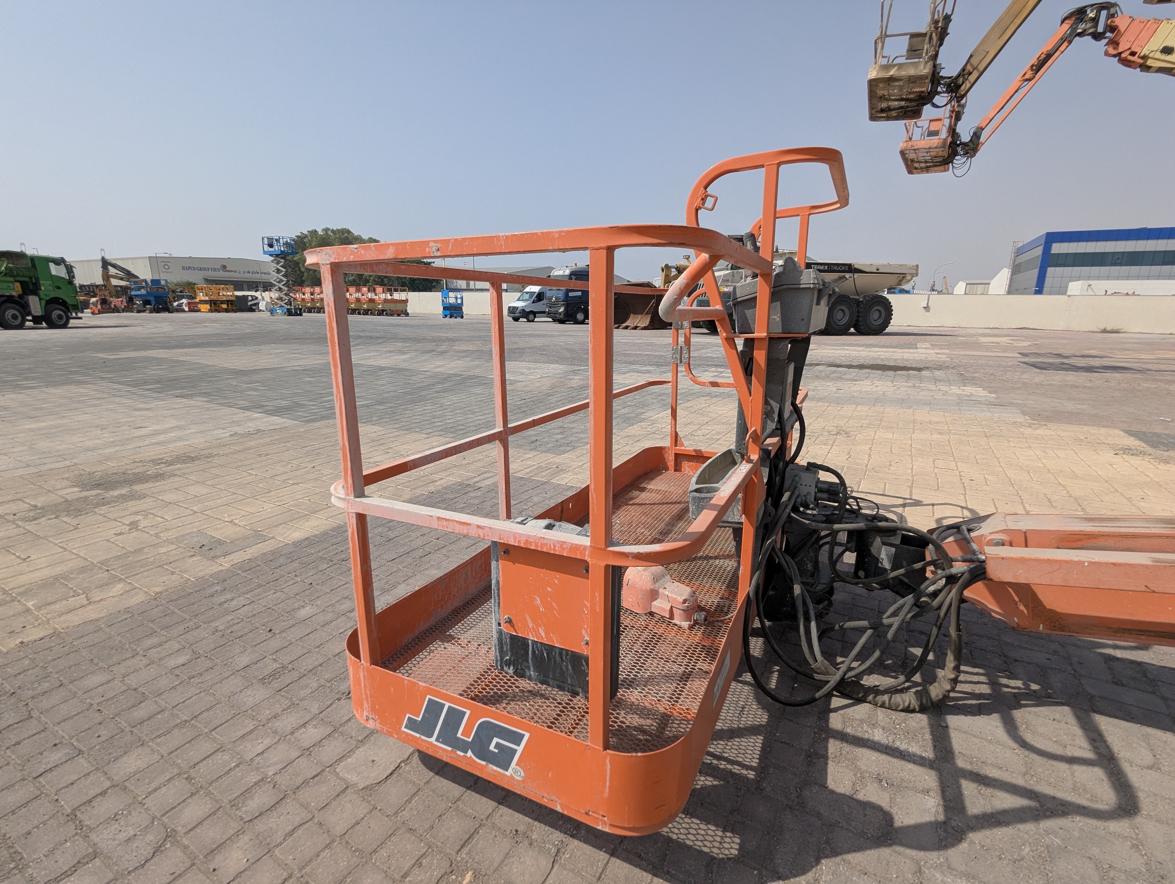 BLA-009-JLG-600S-Boom-lifts-inspection-Safety-Guard-rail-1