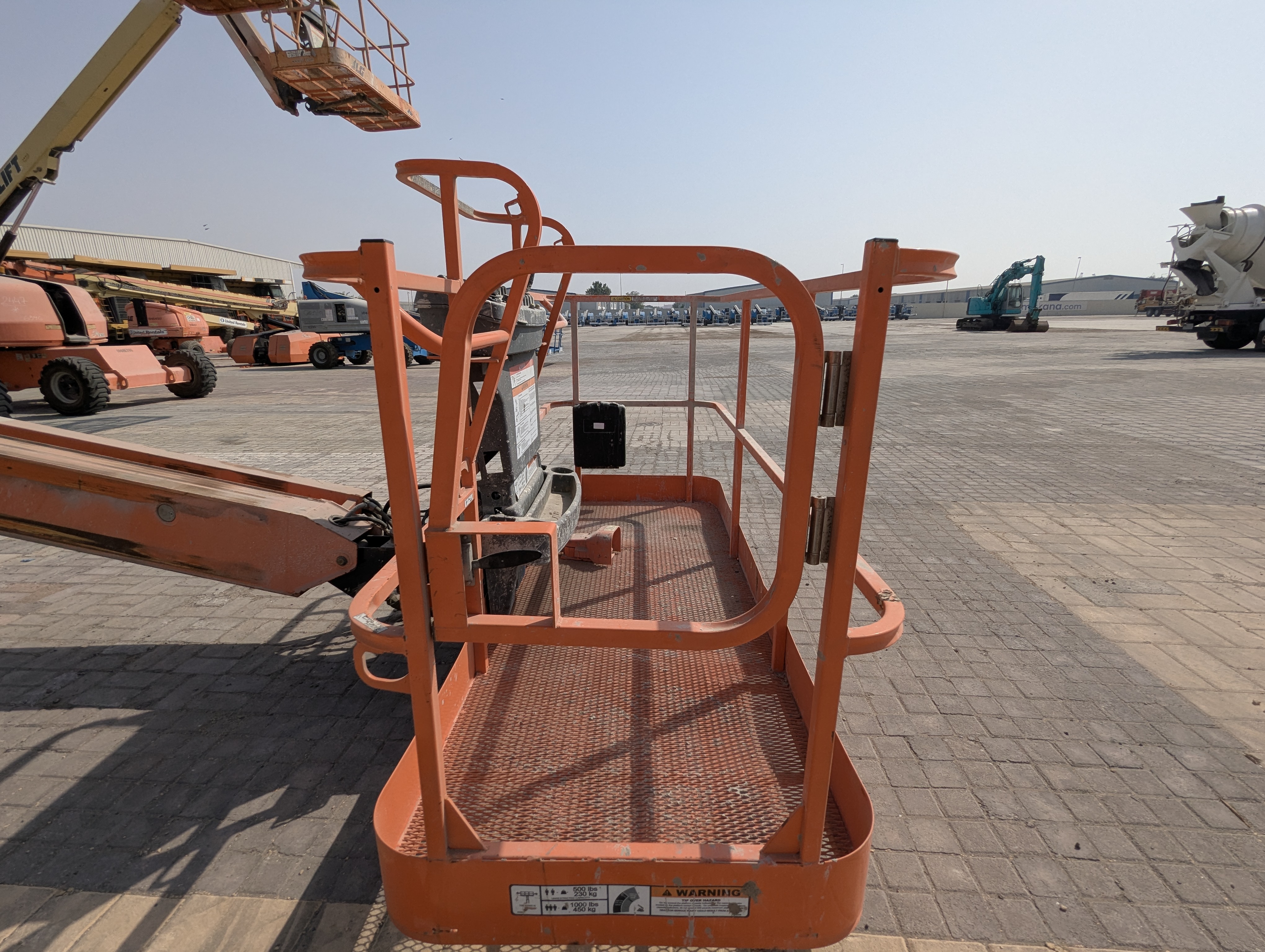 BLA-009-JLG-600S-Boom-lifts-inspection-Safety-Guard-rail-1