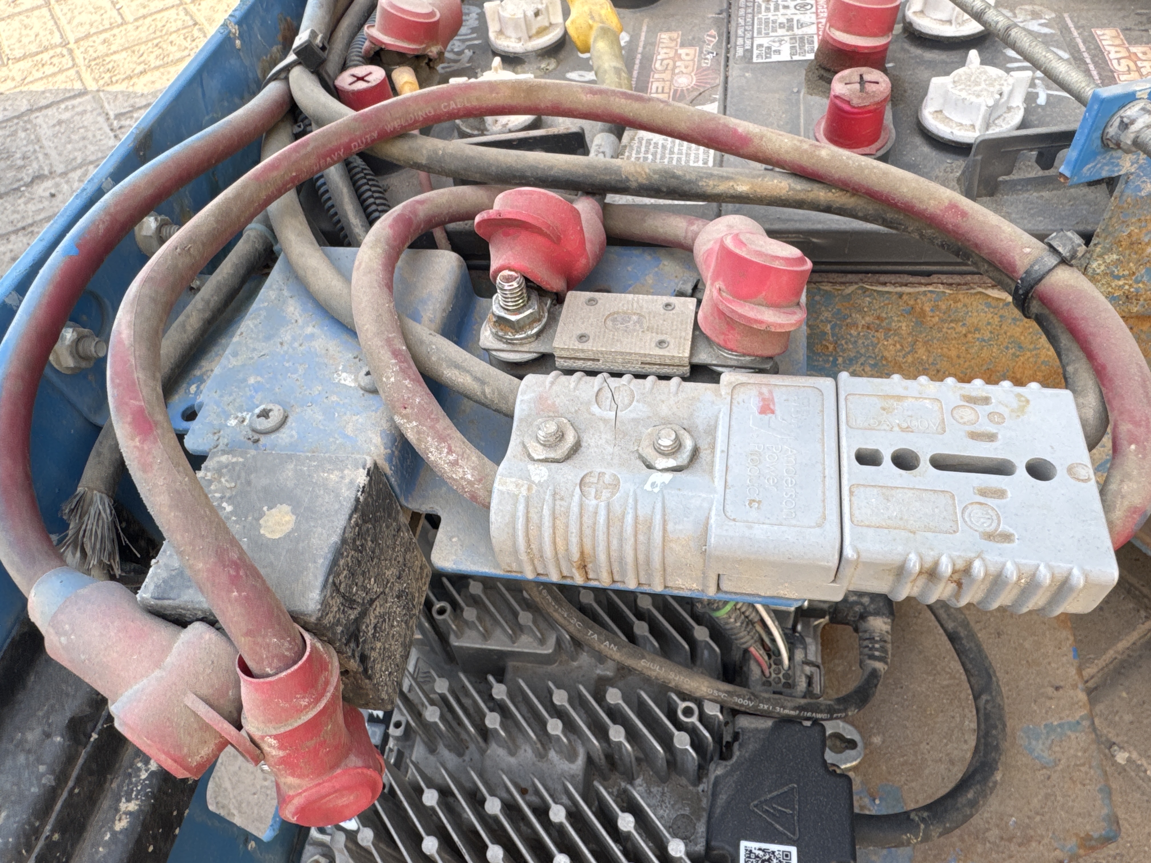 SLA-003-Genie-GS-2646-Scissor-lifts-inspection-Electronics-Main-harness-1