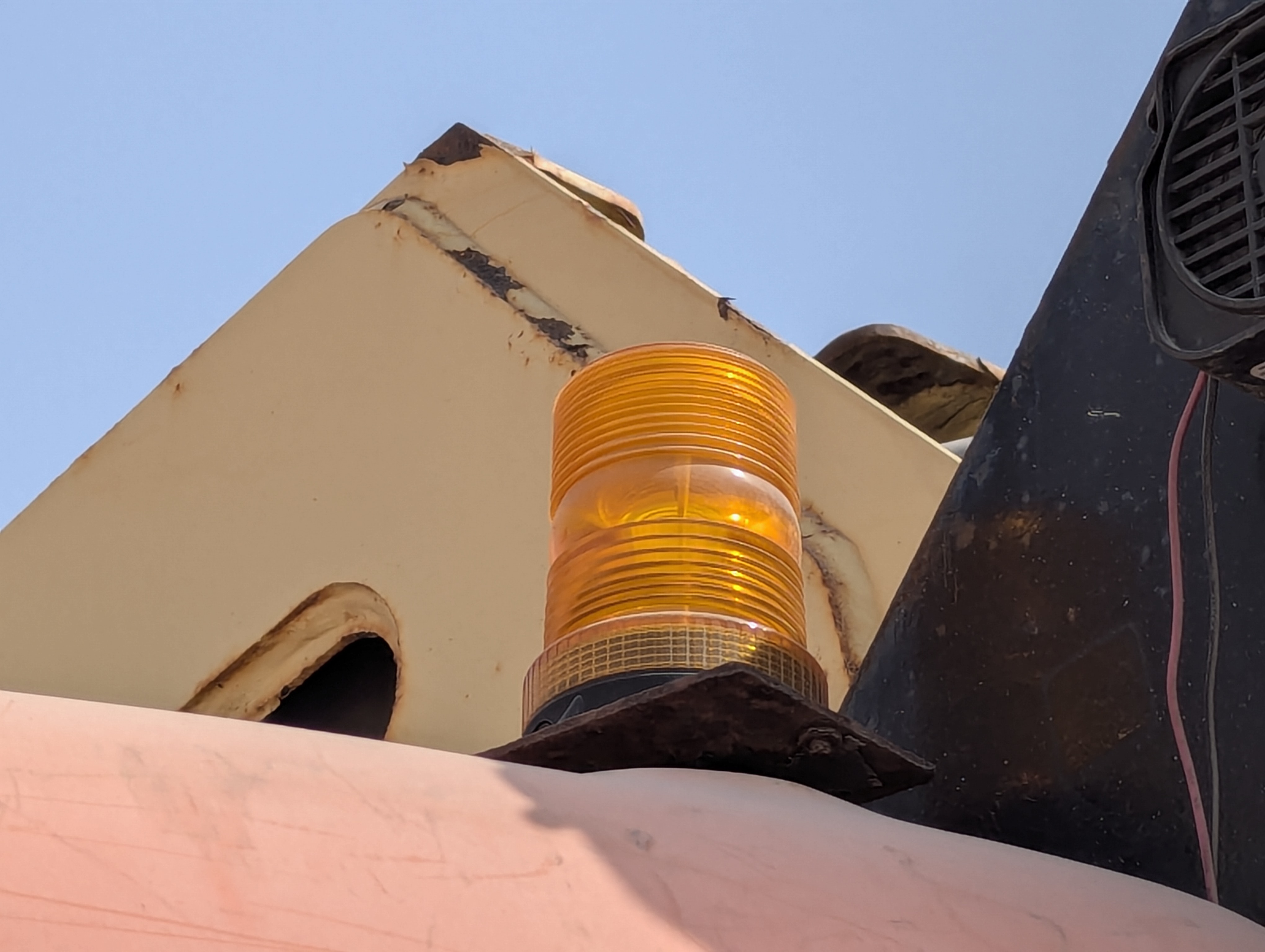 BLA-010-JLG-600S-Boom-lifts-inspection-Electronic-Lights-and-signals-1