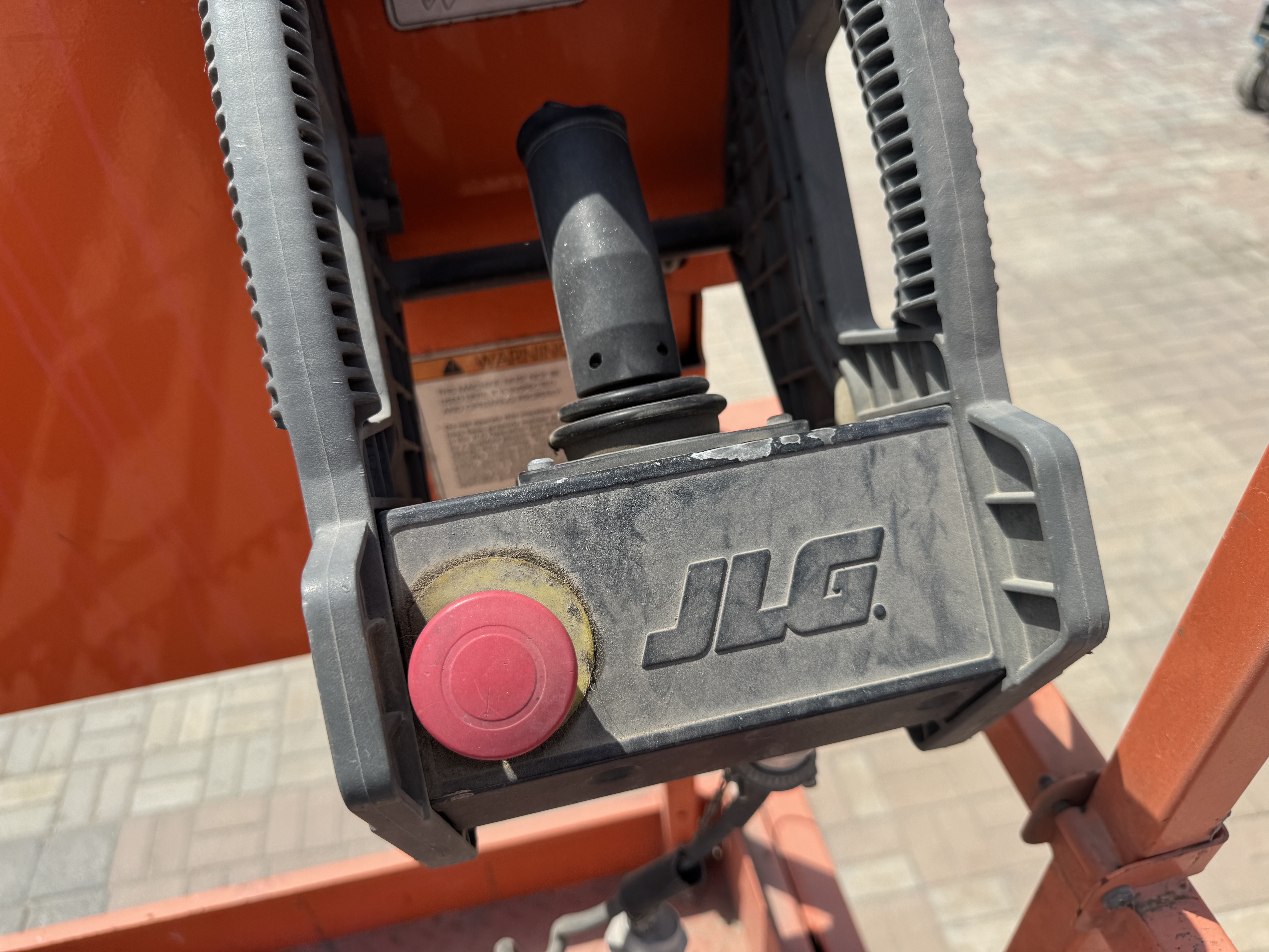 SLA-013-JLG-2646ES-Scissor-lifts-inspection-Cabin-Platform-control-1
