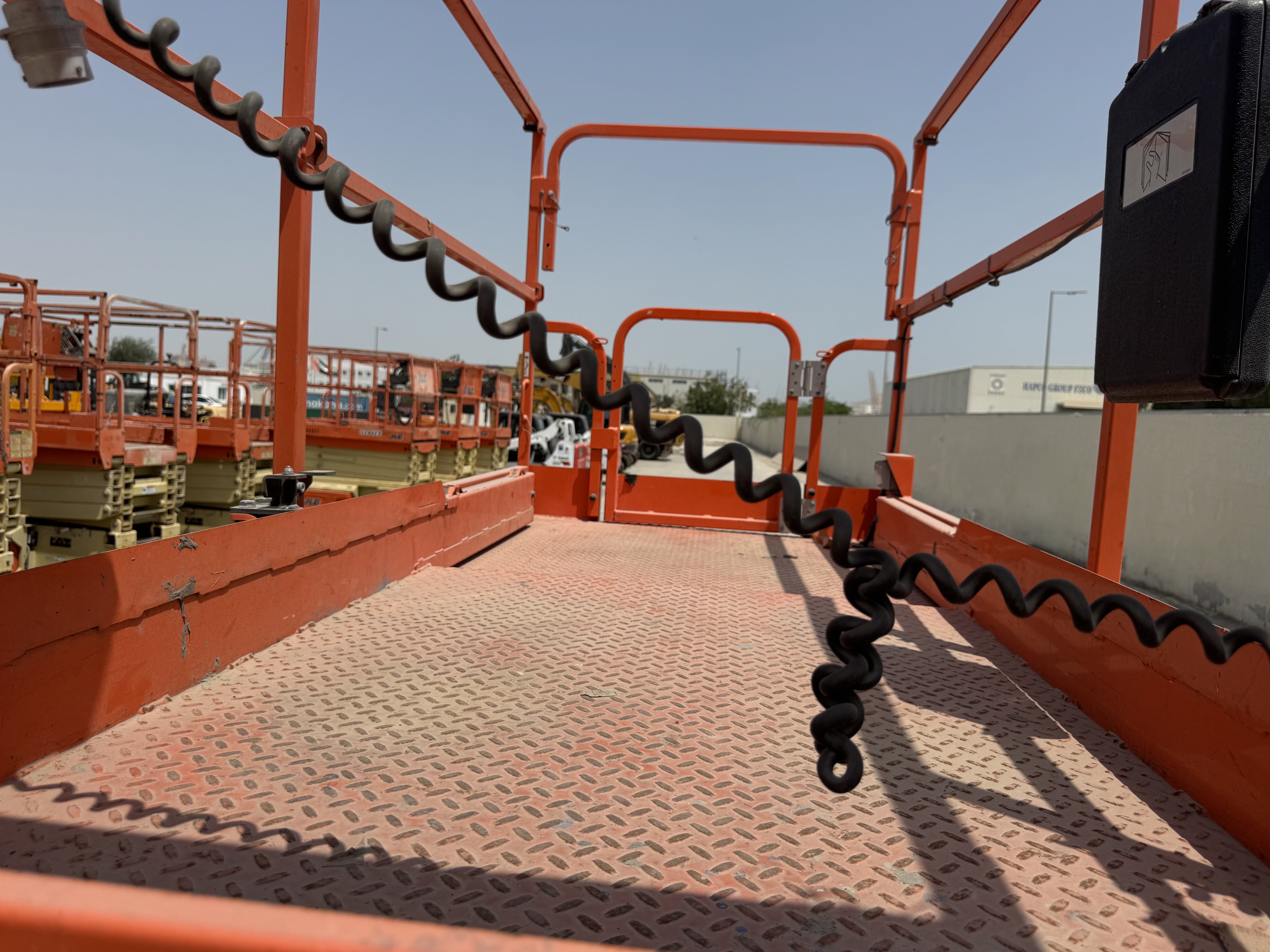 SLA-013-JLG-2646ES-Scissor-lifts-inspection-Structure-Platform-1