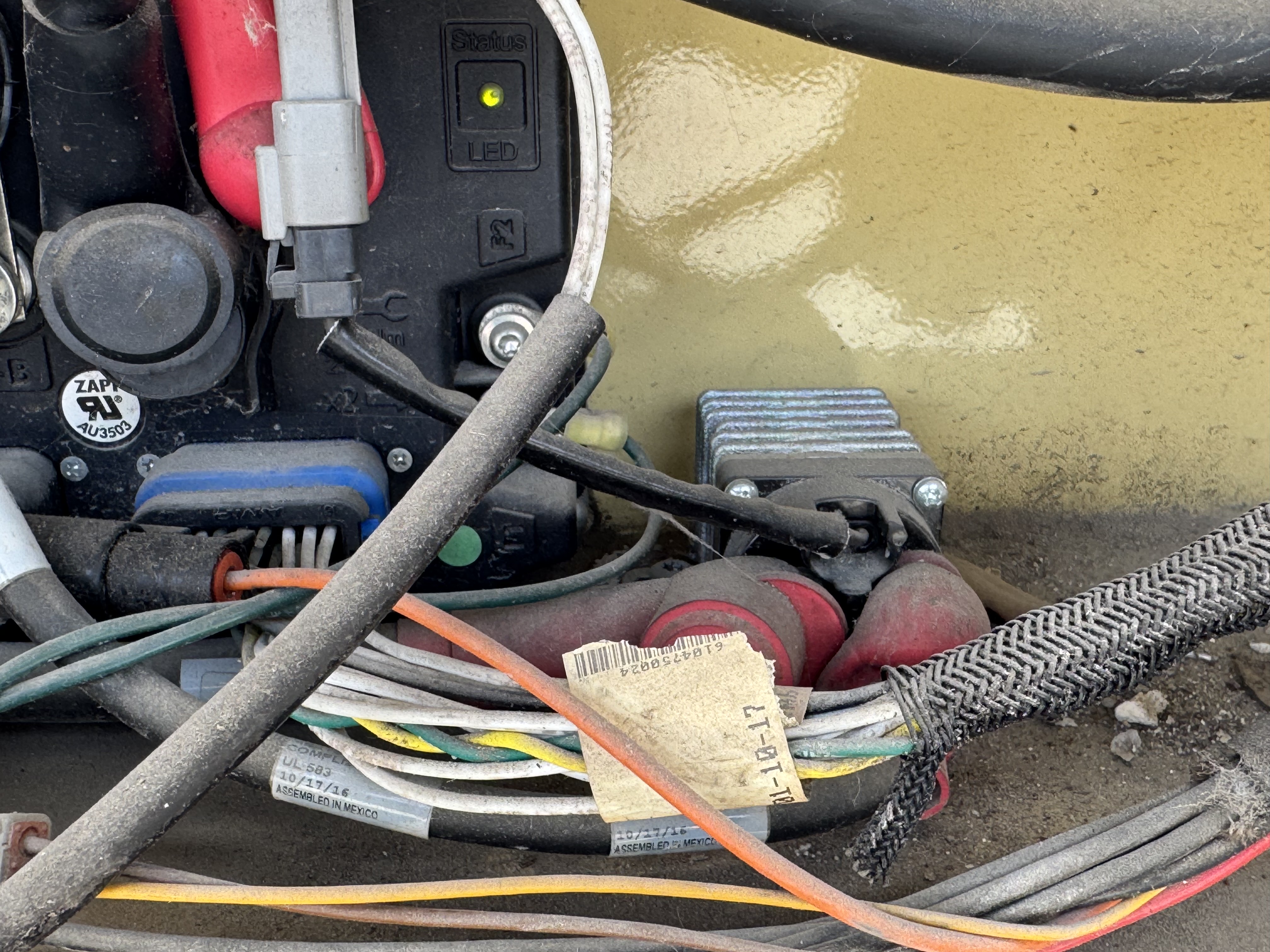 SLA-013-JLG-2646ES-Scissor-lifts-inspection-Electronics-Main-harness-1