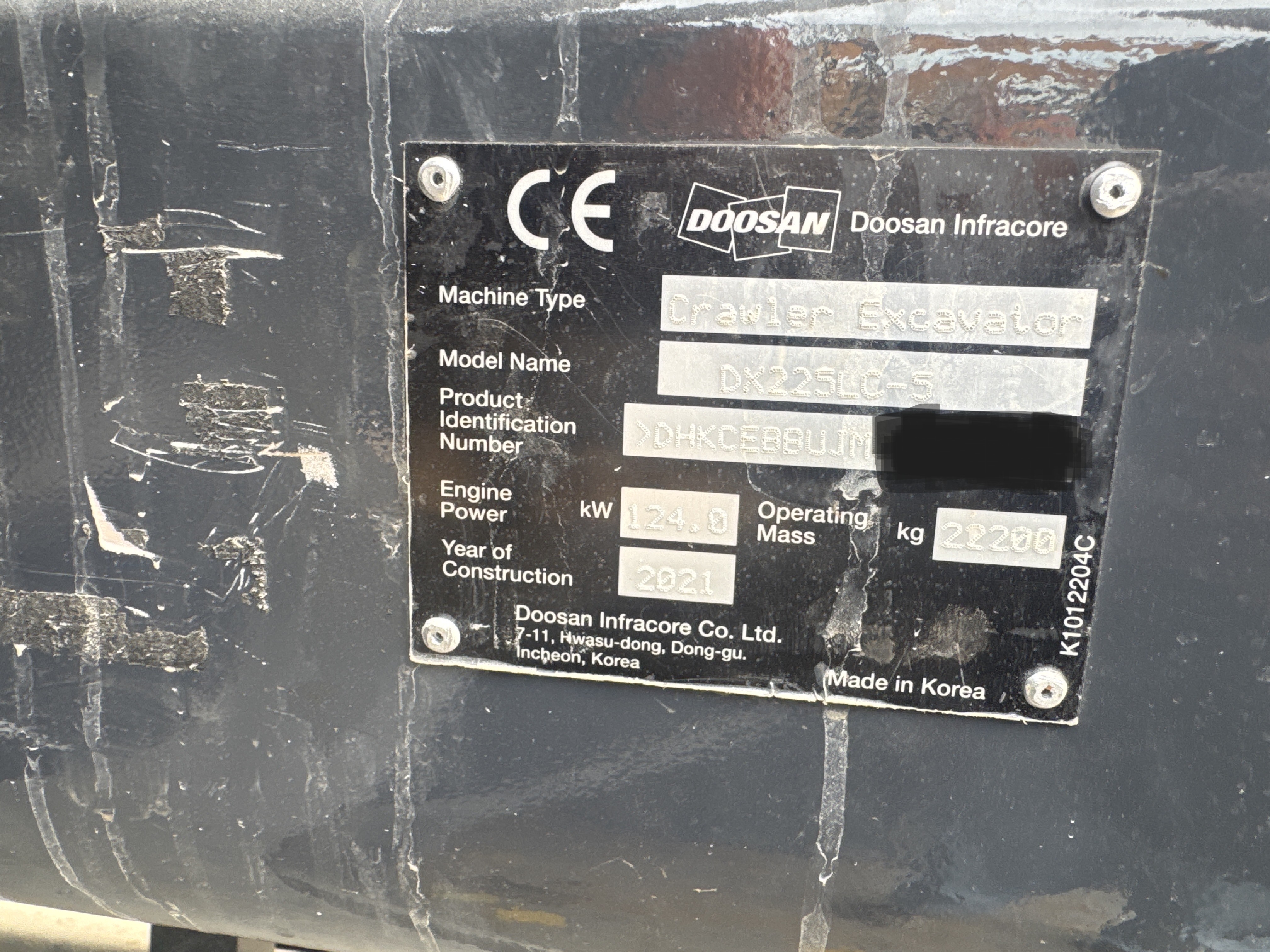 MDX-019-Doosan-DX225LC-5-Medium-excavators-inspection-General-Serial-number-2