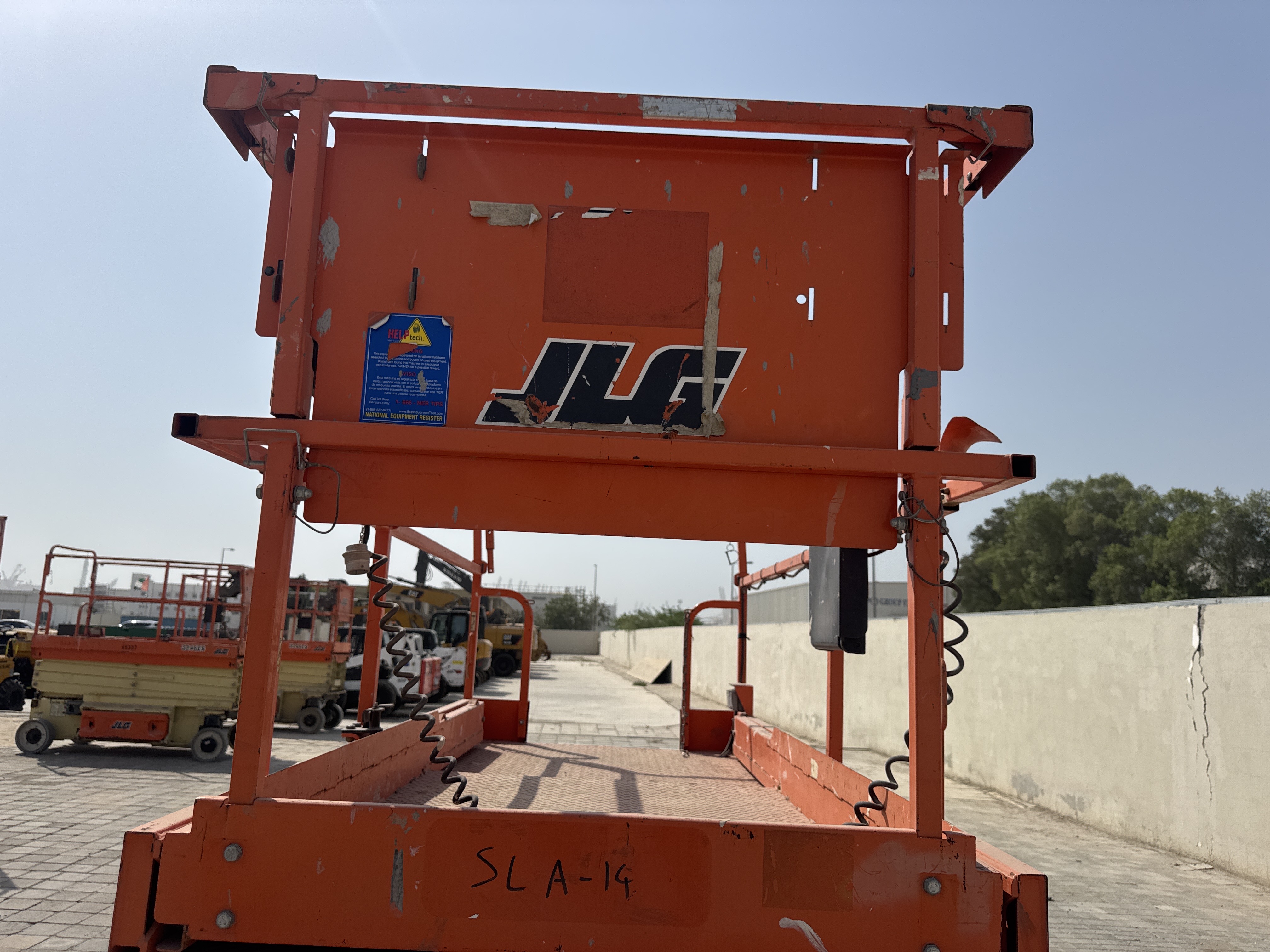 SLA-014-JLG-2646ES-Scissor-lifts-inspection-Structure-Guard-rail-1