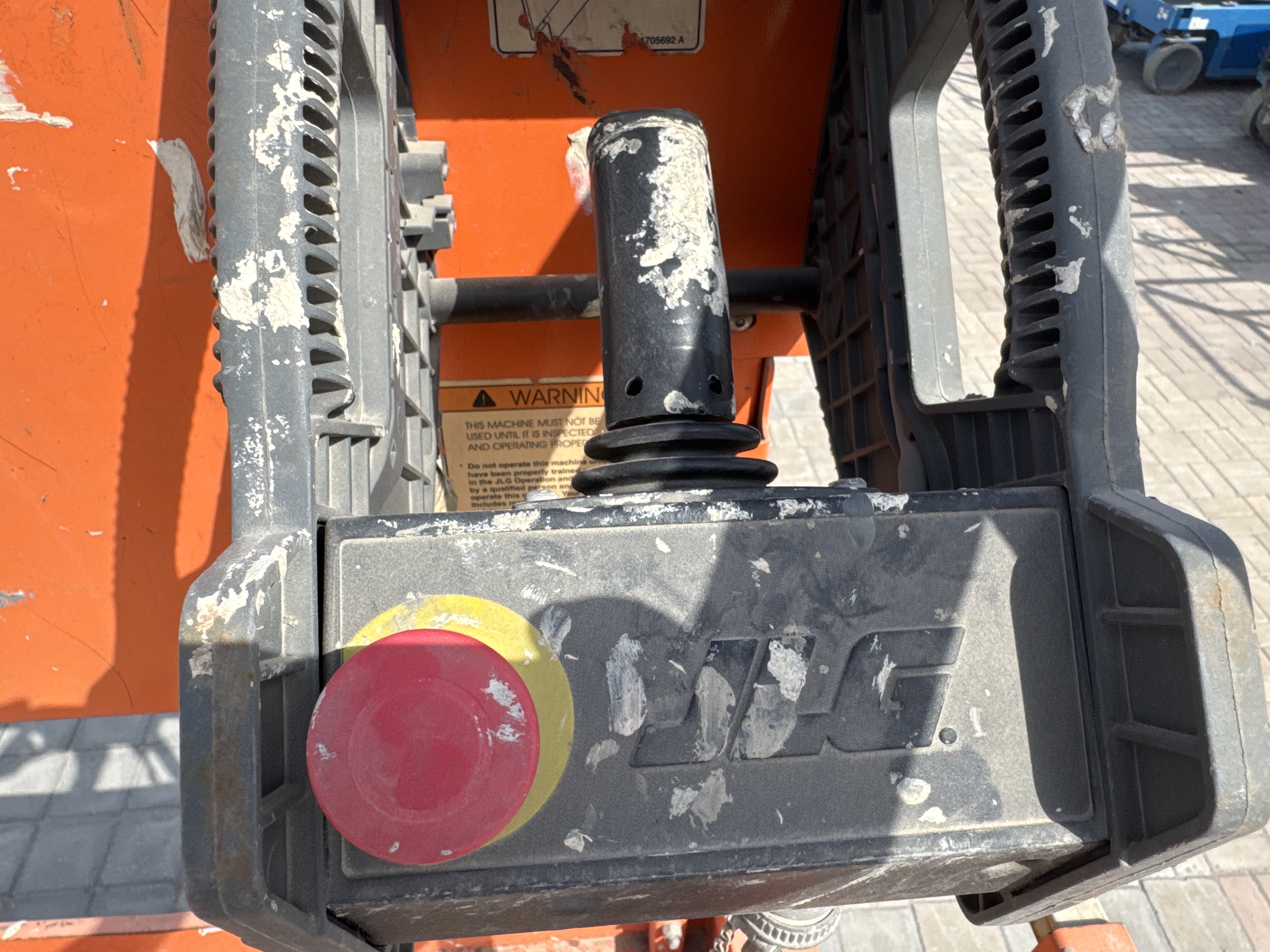 SLA-014-JLG-2646ES-Scissor-lifts-inspection-Cabin-Platform-control-1