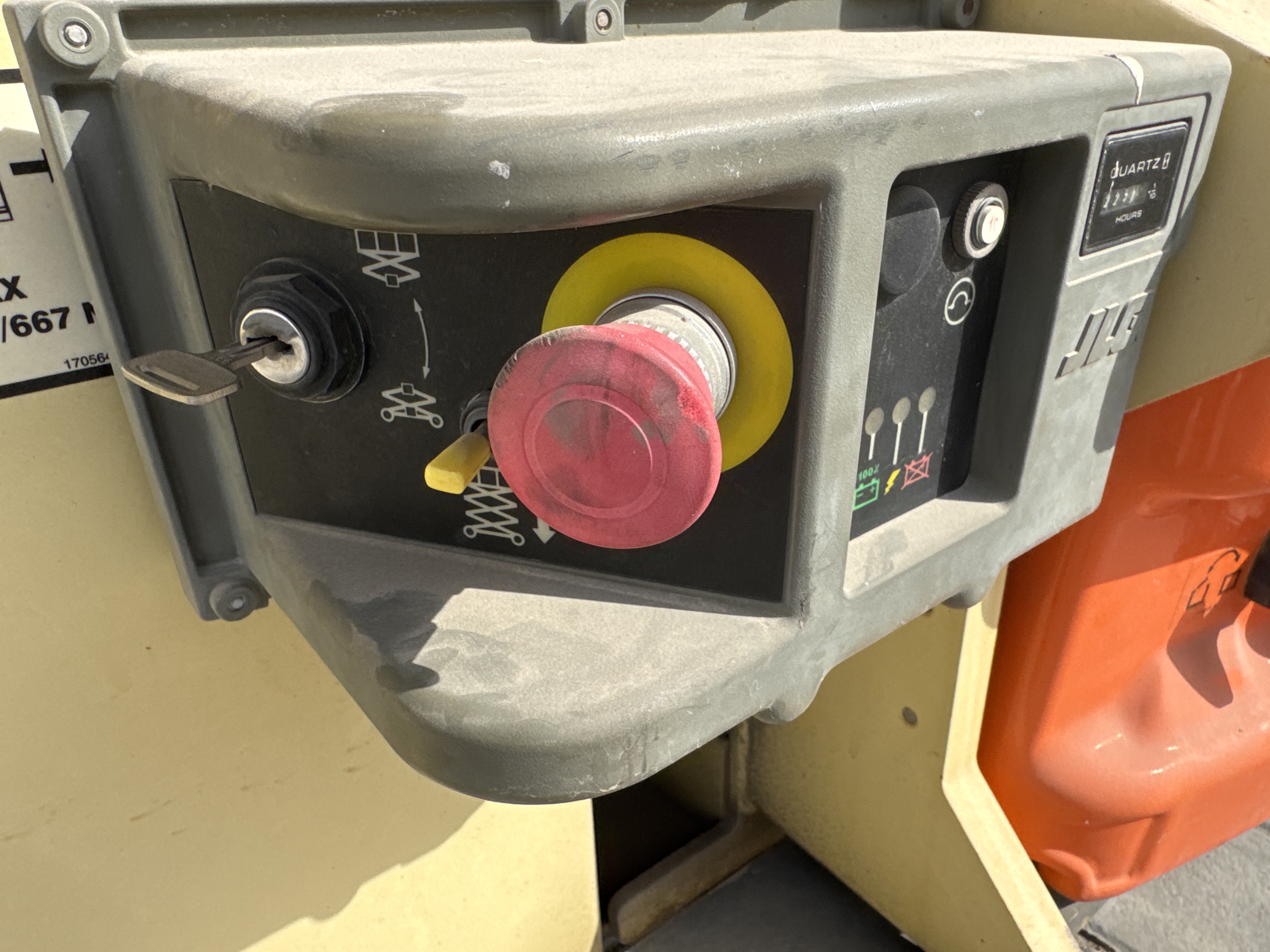SLA-014-JLG-2646ES-Scissor-lifts-inspection-Safety-Emergency-brake-1