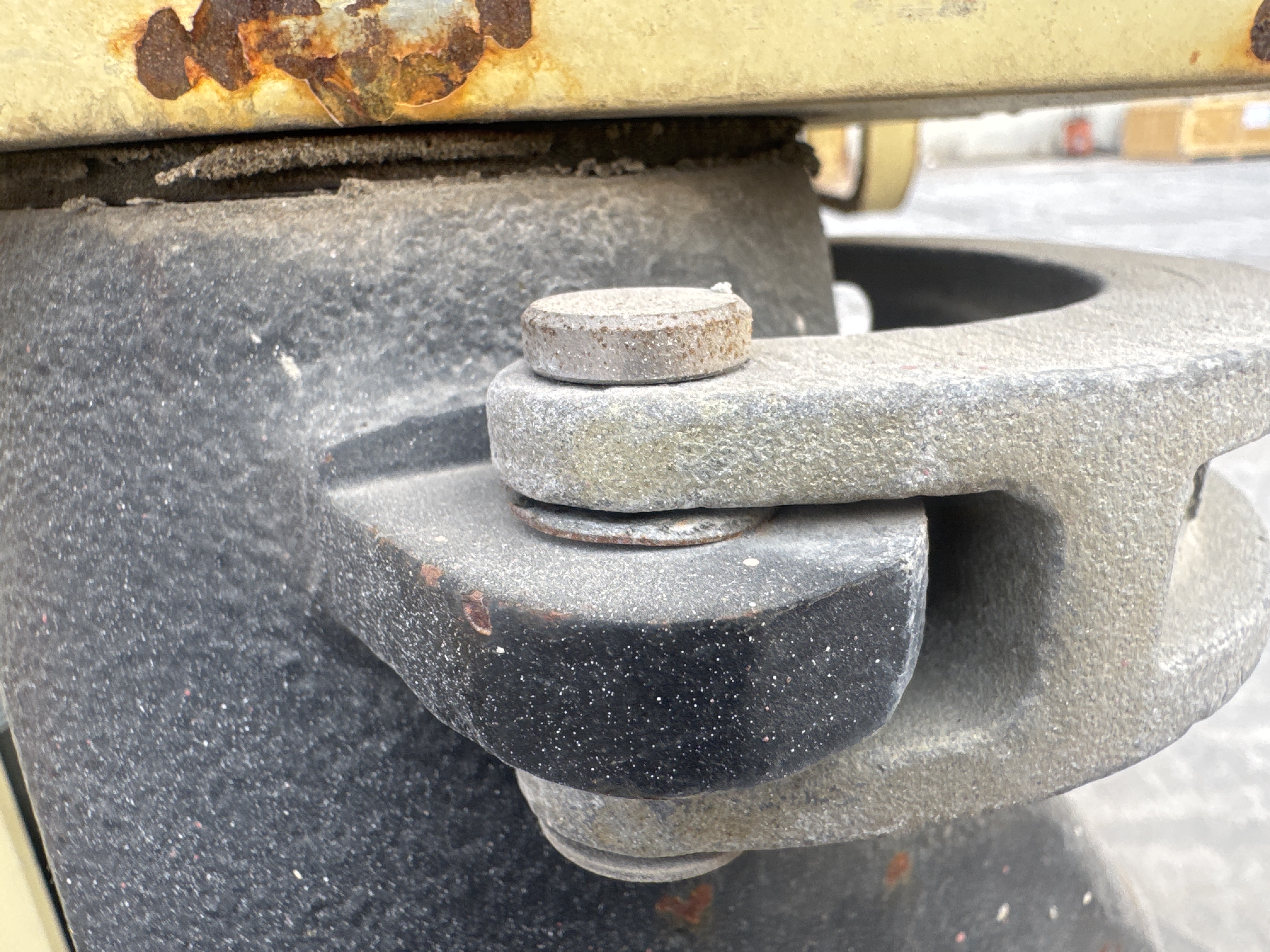SLA-015-JLG-2646ES-Scissor-lifts-inspection-Structure-Pin-connections-1