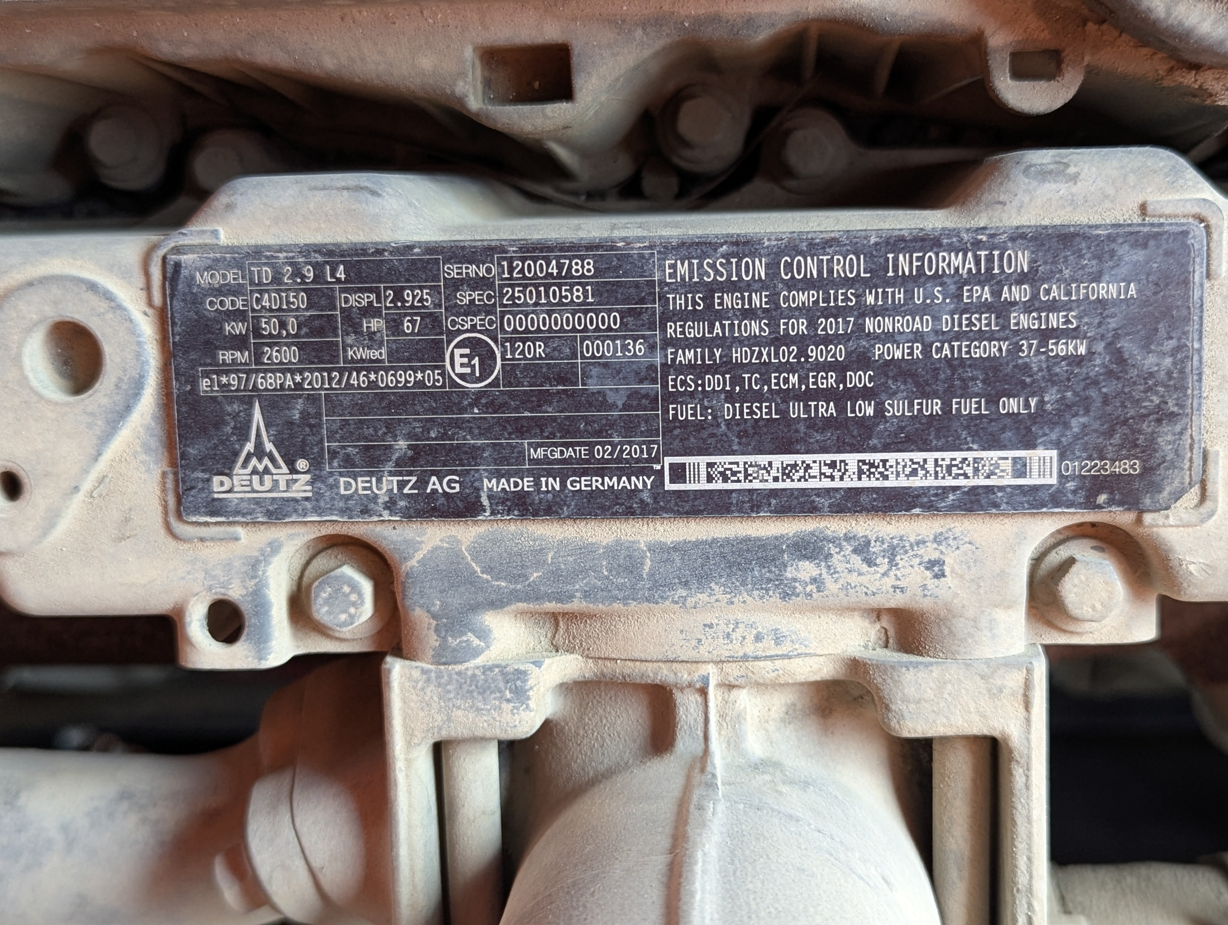 BLA-011-جي-إل-جي-600S-رافعات-ذراع-فحص-نظرة-عامة-ملصق-الإنبعاثات-1