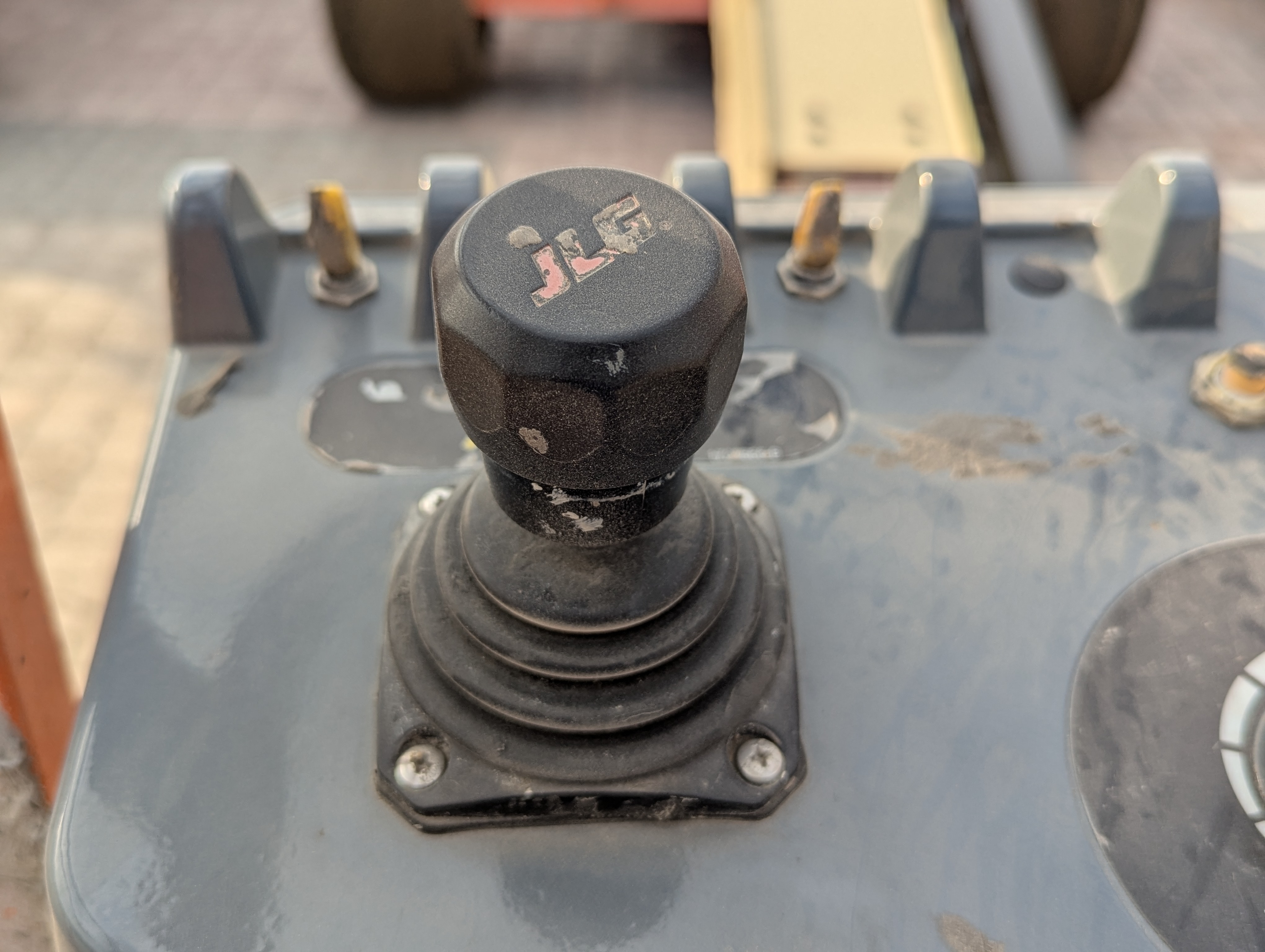 BLA-011-جي-إل-جي-600S-رافعات-ذراع-فحص-الكابينة-عصي-التحكم-1