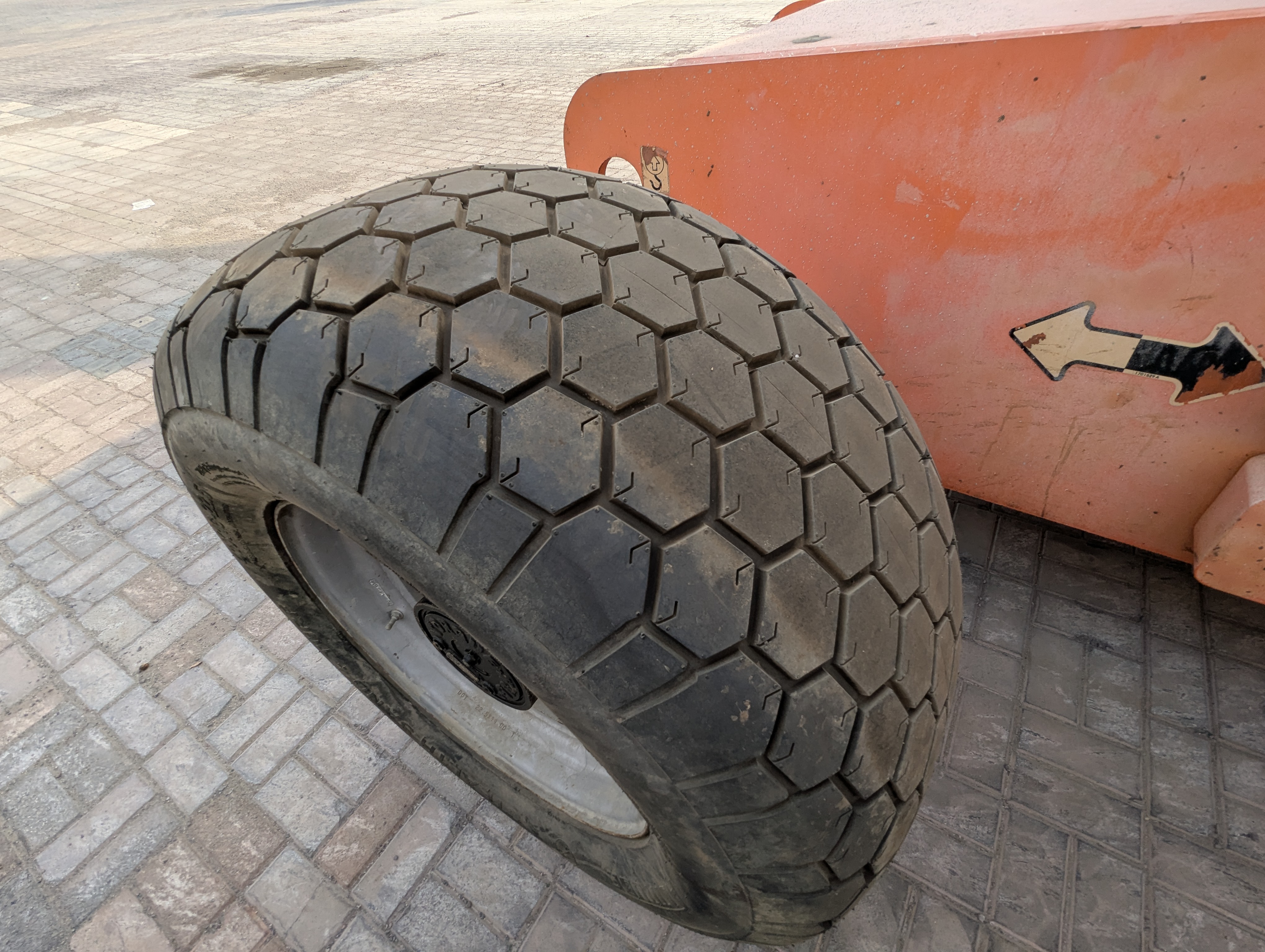 BLA-011-جي-إل-جي-600S-رافعات-ذراع-فحص-الهيكل-الإطار-الأمامي-الأيسر-/-محور-العجلة---الحالة-1
