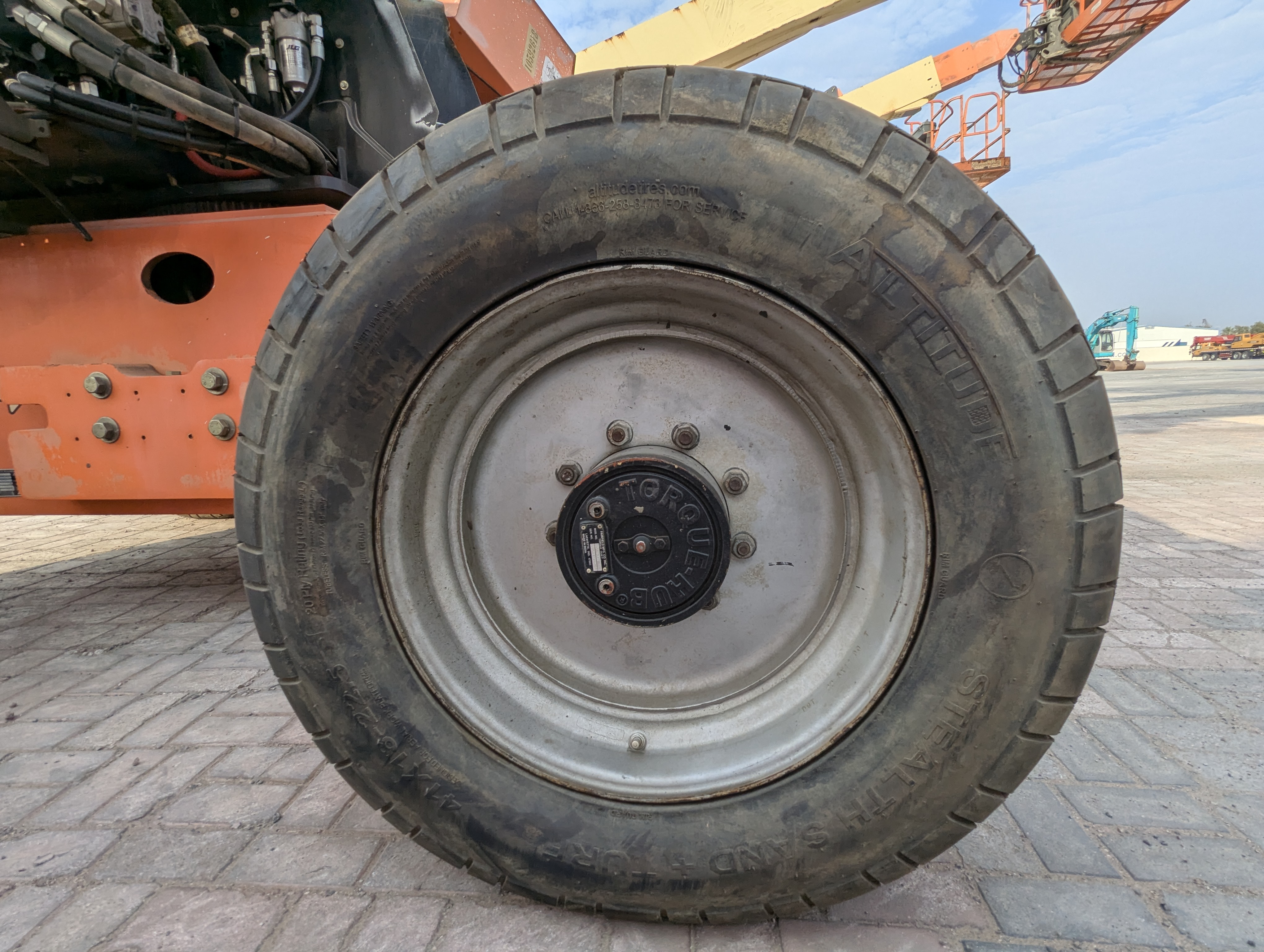 BLA-011-جي-إل-جي-600S-رافعات-ذراع-فحص-الهيكل-الإطار-الأمامي-الأيمن-/-محور-العجلة---الحالة-1