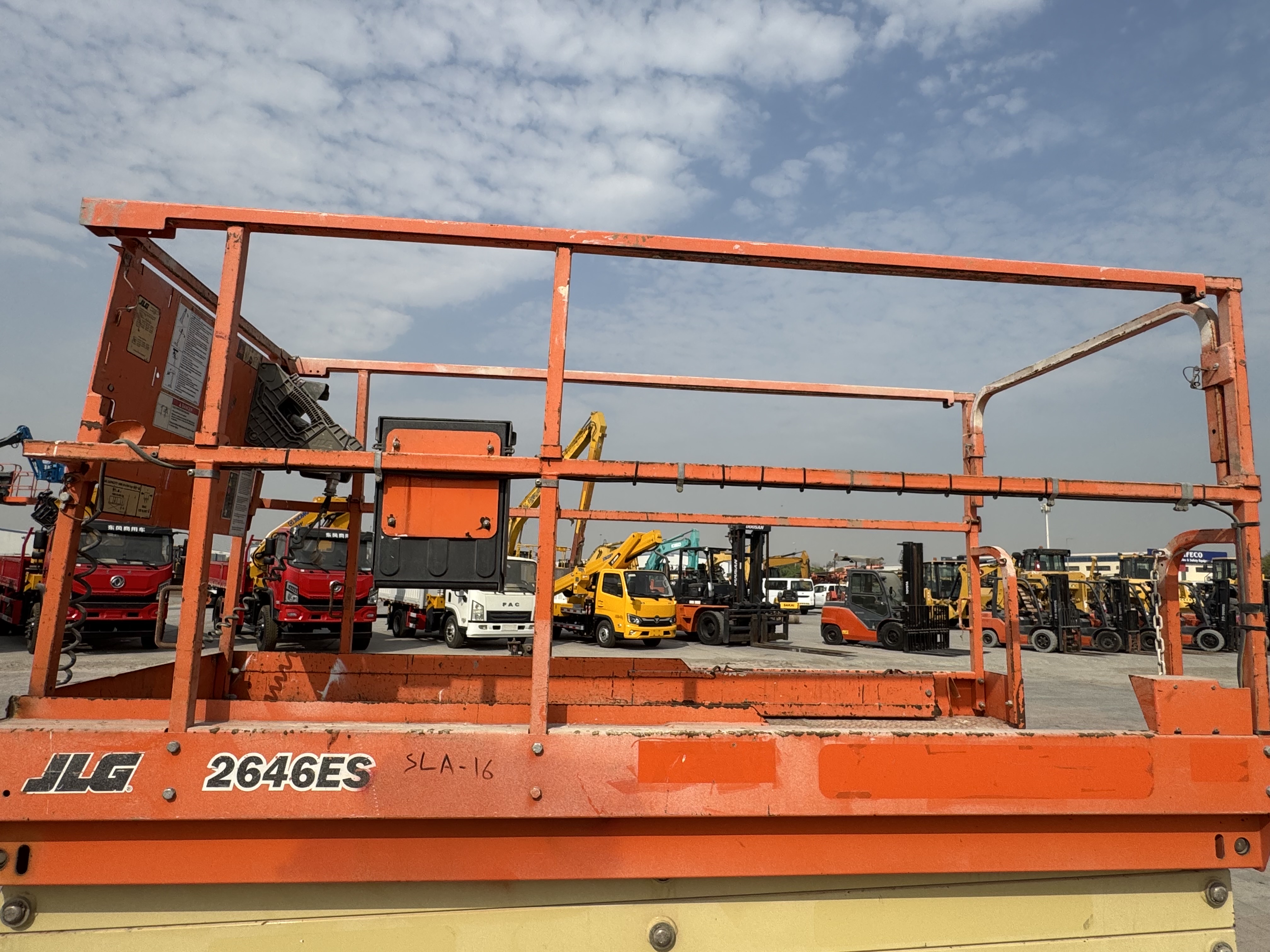 SLA-016-JLG-2646ES-Scissor-lifts-inspection-Structure-Guard-rail-1