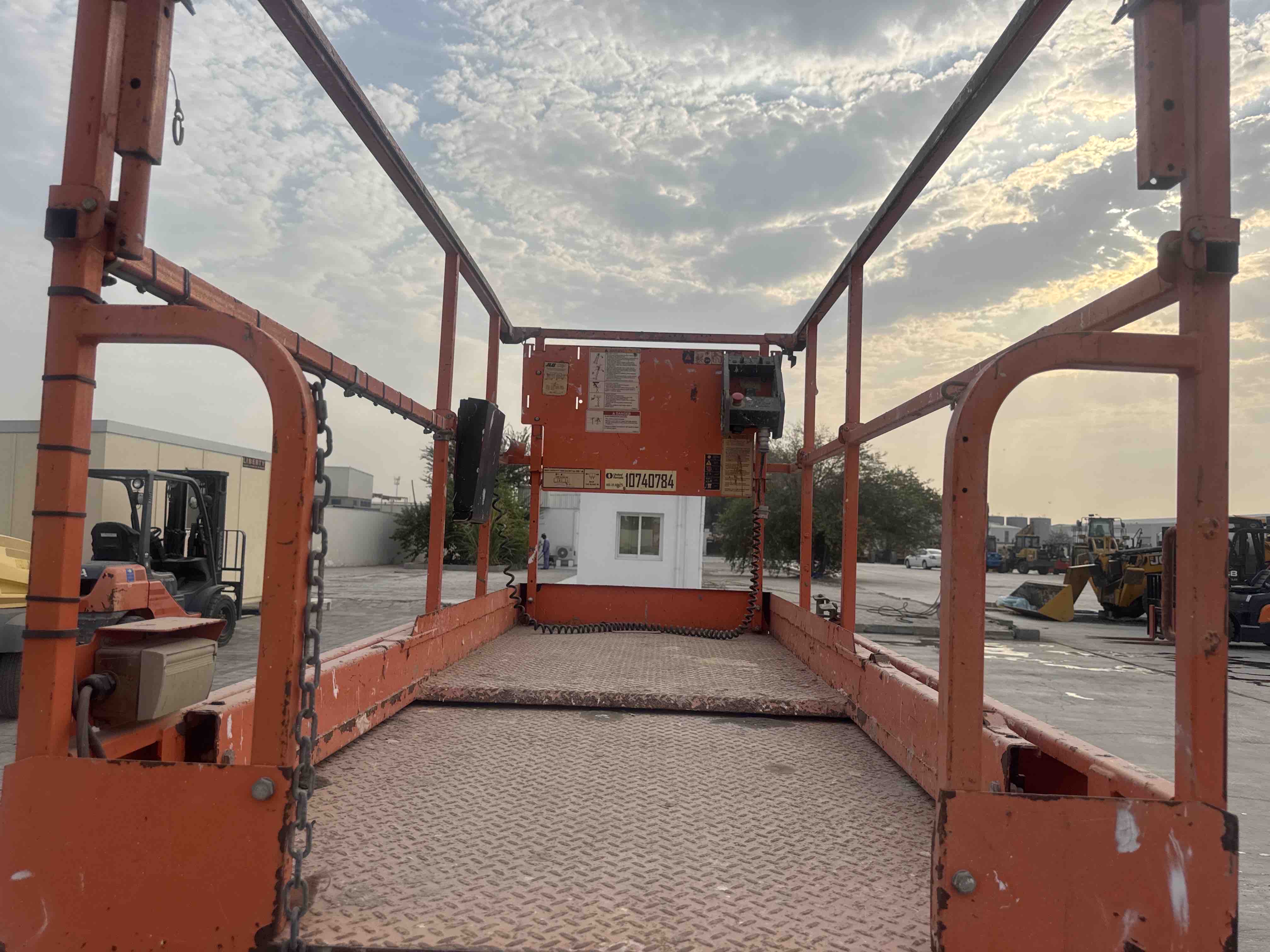 SLA-016-JLG-2646ES-Scissor-lifts-inspection-Structure-Platform-1