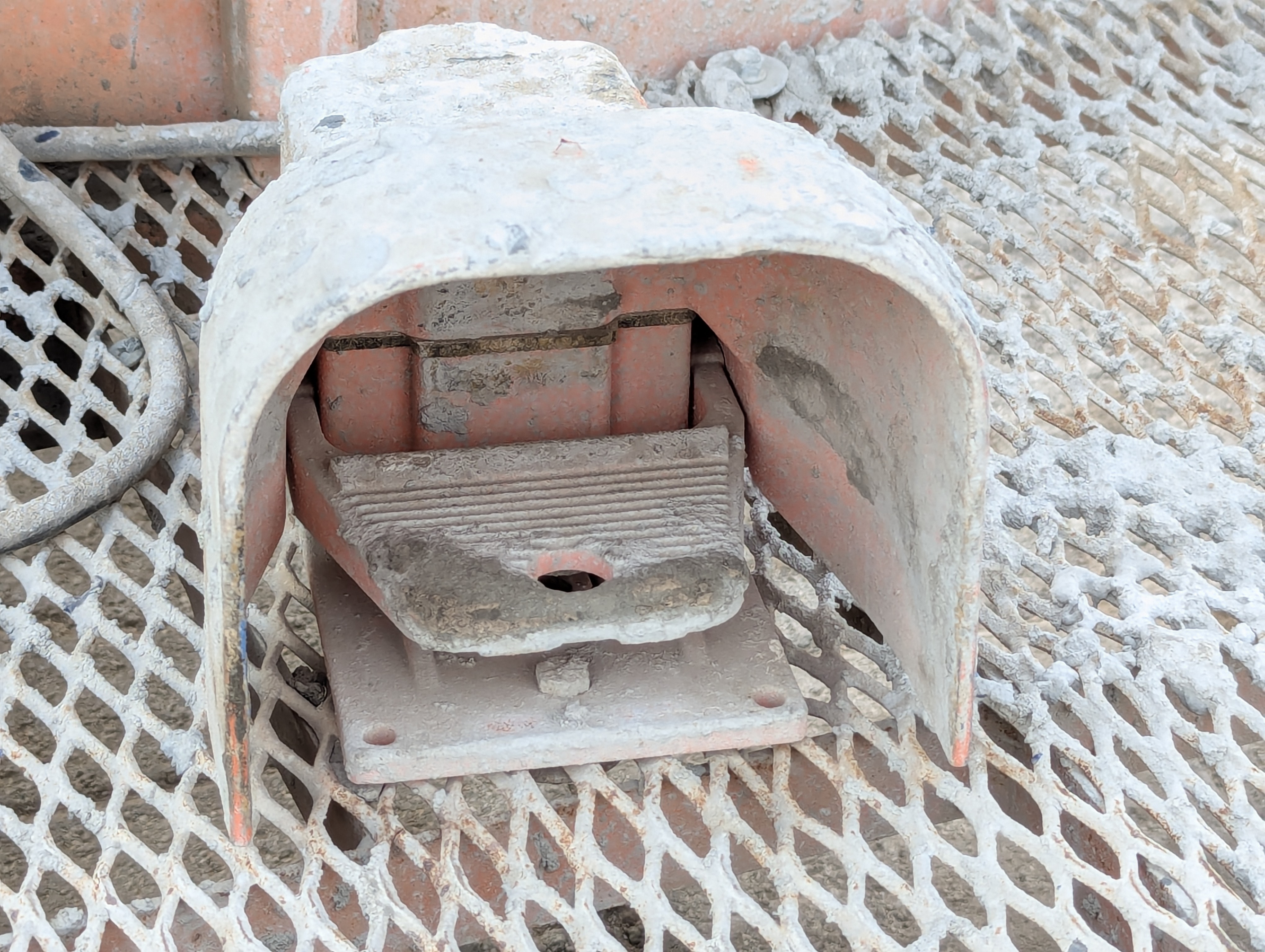 BLA-013-JLG-860SJ-Boom-lifts-inspection-Cabin-Pedals-1
