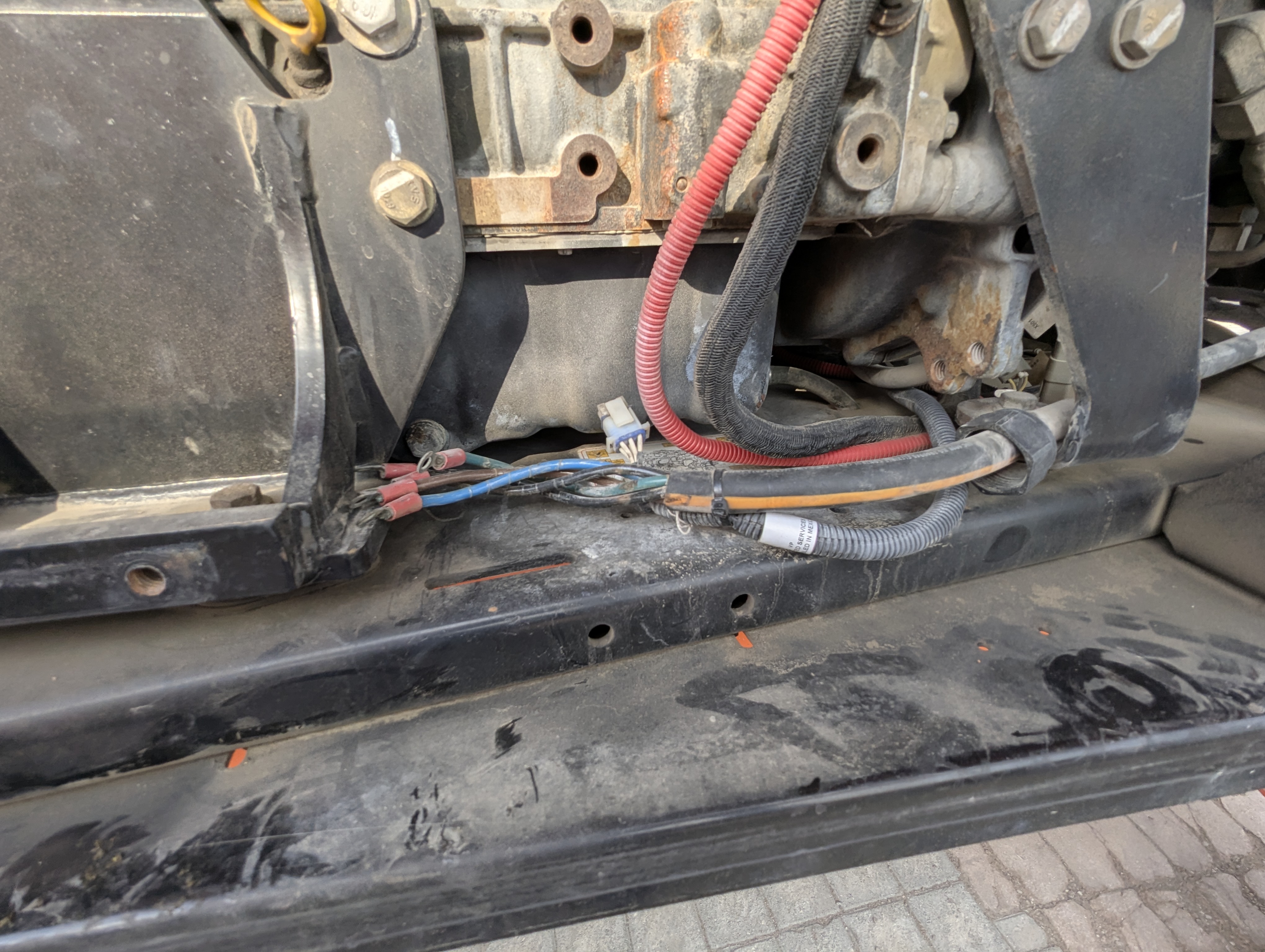 BLA-013-JLG-860SJ-Boom-lifts-inspection-Electronic-Wires-1
