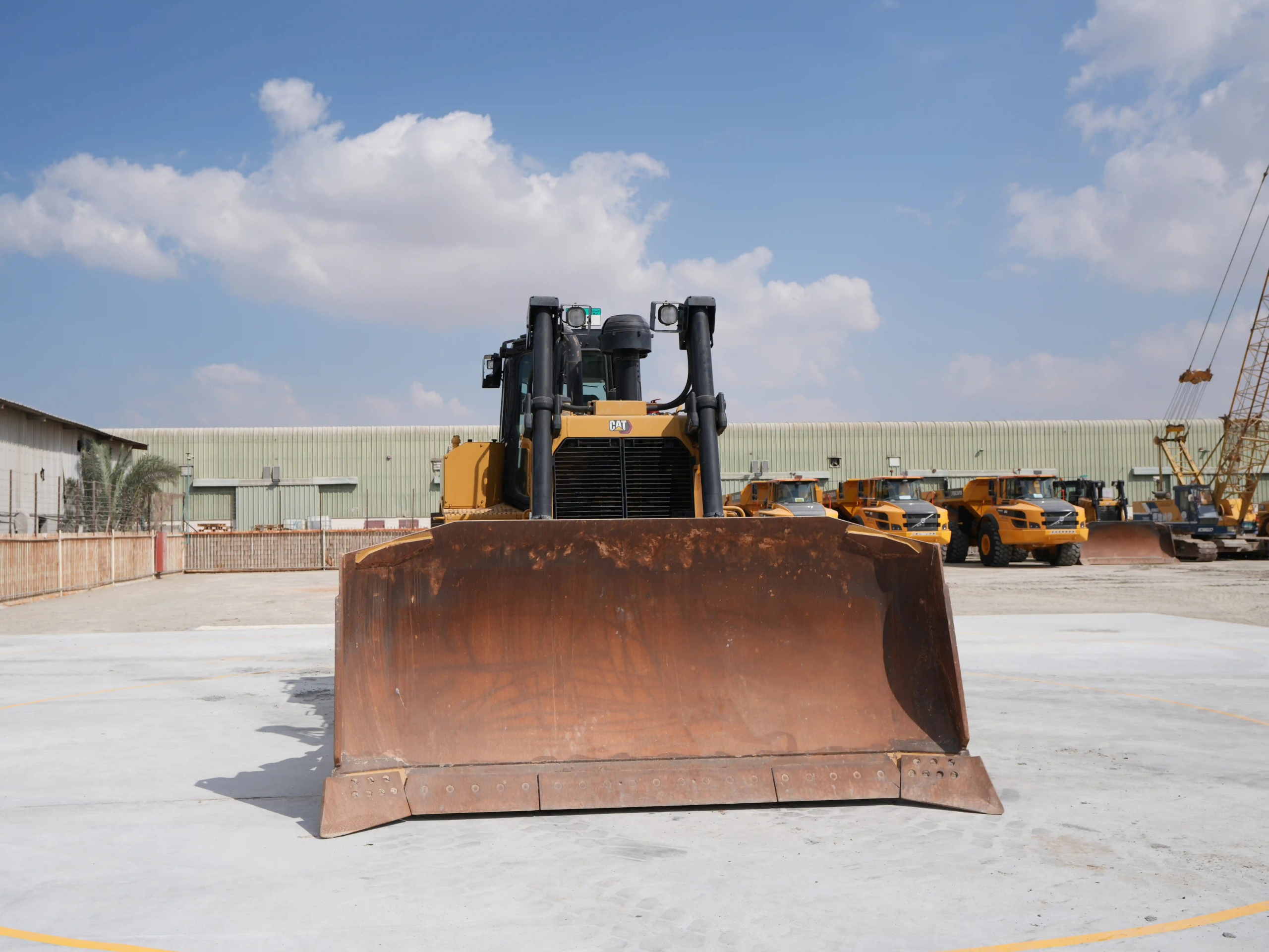 Product-Cat D8T crawler dozer-exterior